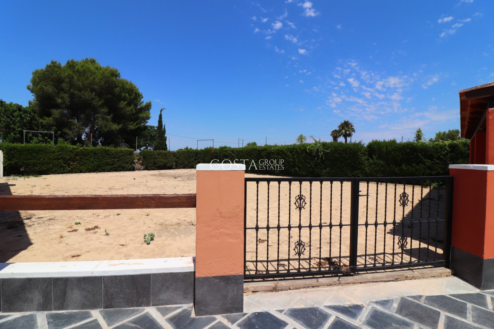 Wiederverkauf - Villa -
Almoradí - Heredades
