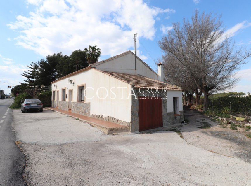 Wiederverkauf - Villa -
Almoradí - Heredades