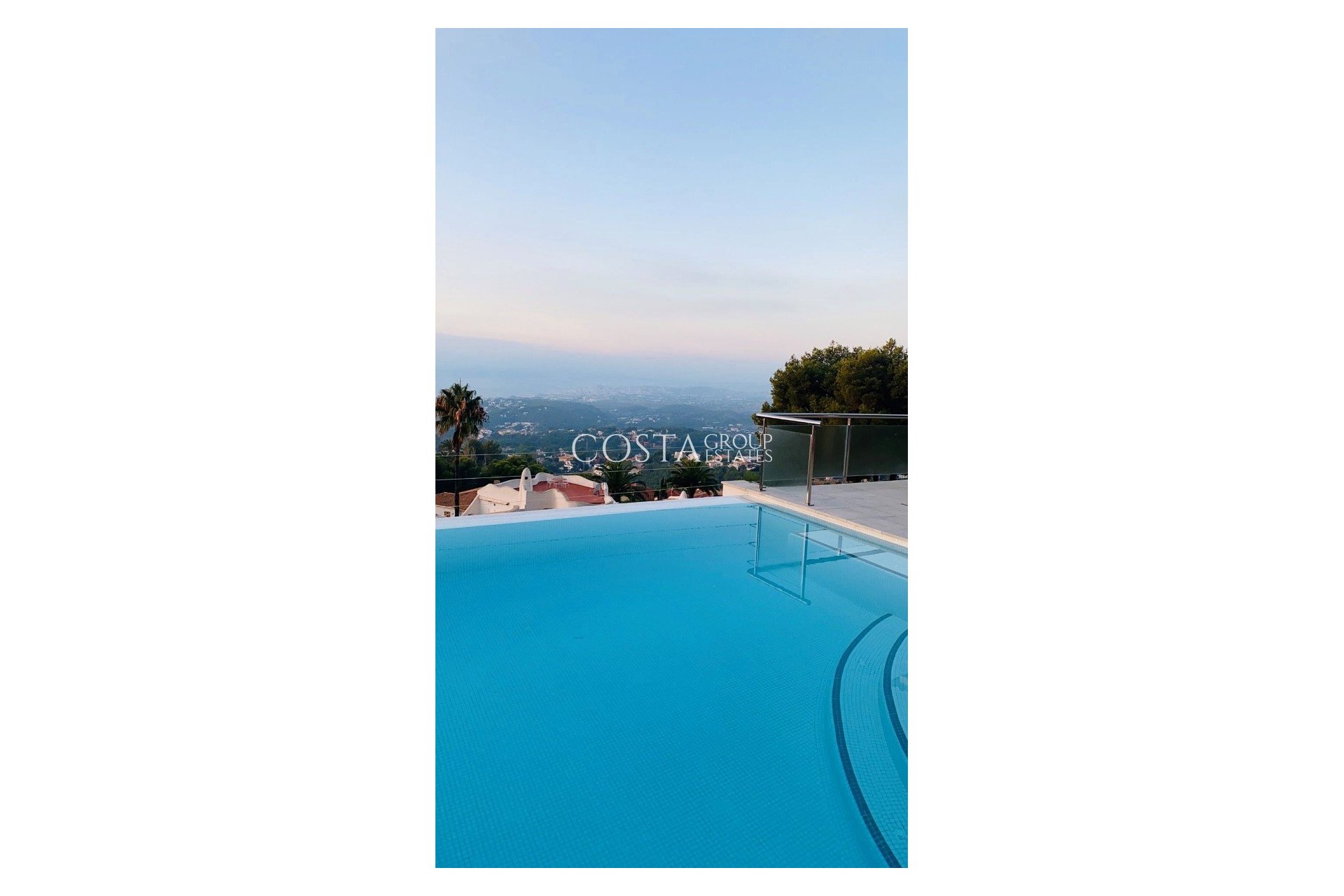 Wiederverkauf - Villa -
Altea - Altea Centro