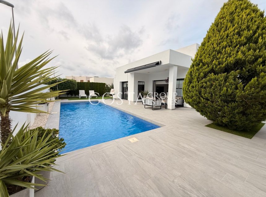 Wiederverkauf - Villa -
Benijofar