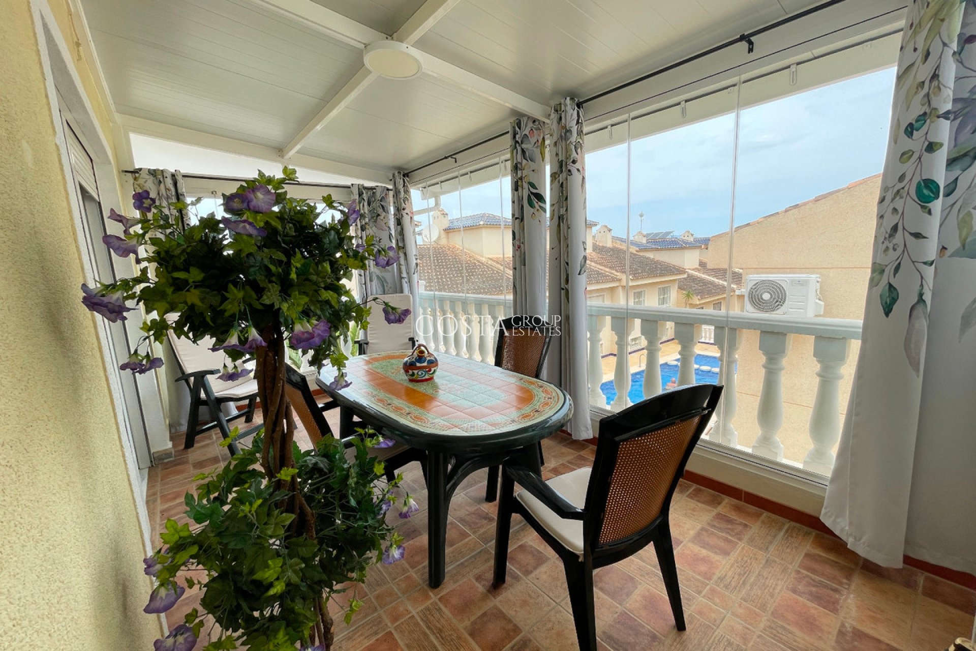 Wiederverkauf - Villa -
Benijofar