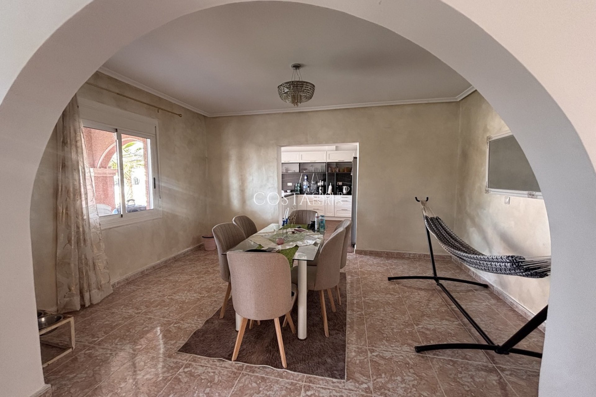 Wiederverkauf - Villa -
Benijofar