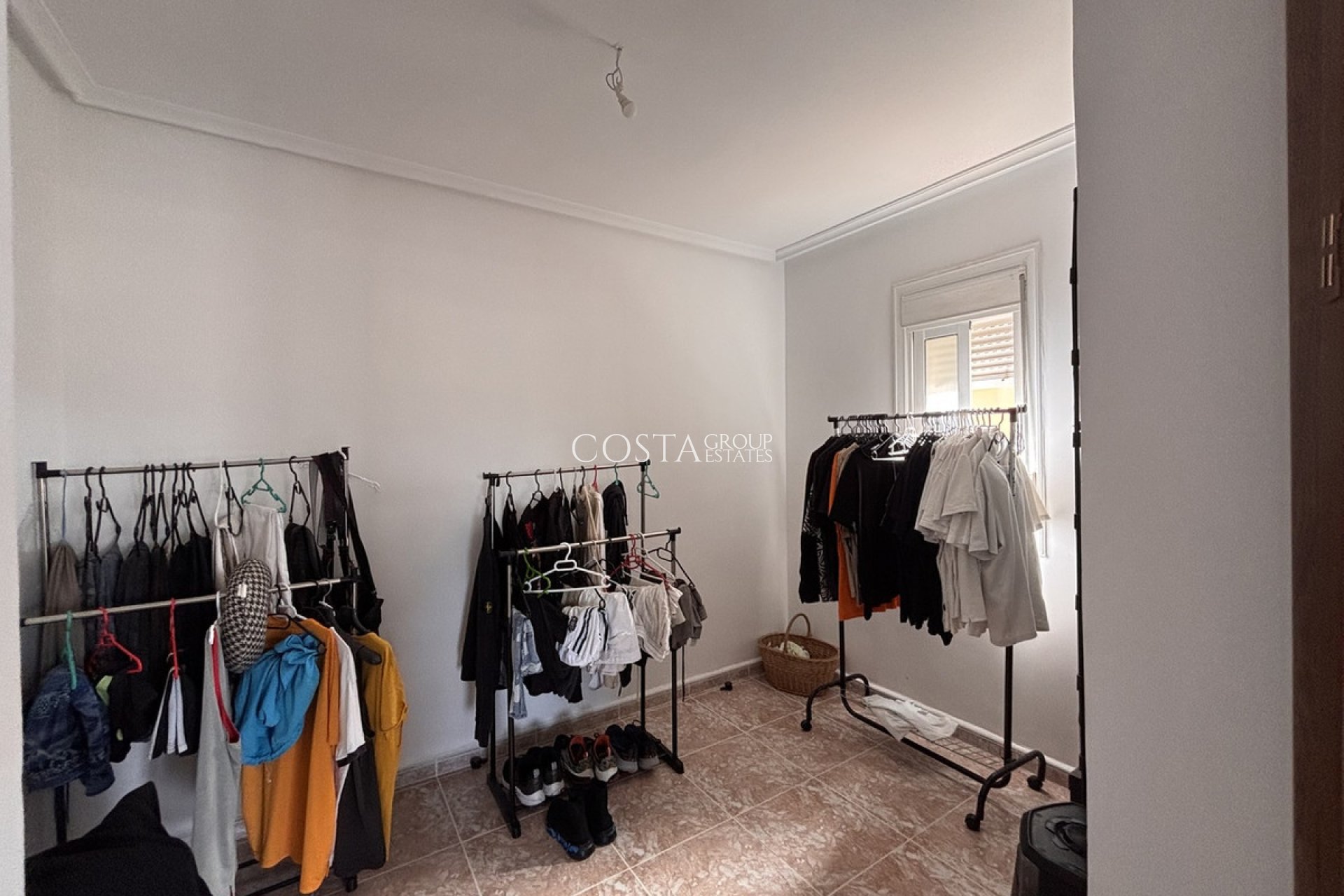 Wiederverkauf - Villa -
Benijofar