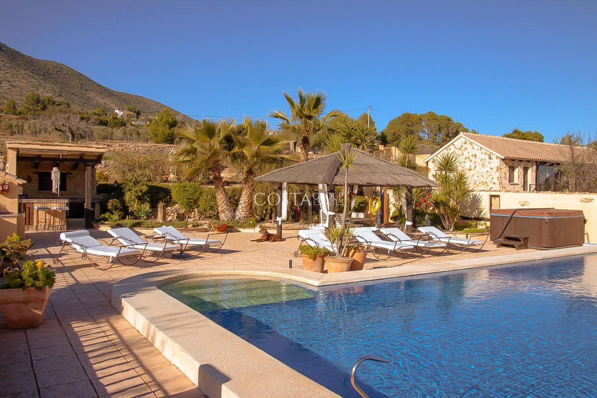 Wiederverkauf - Villa -
Benissa - Benissa Centro