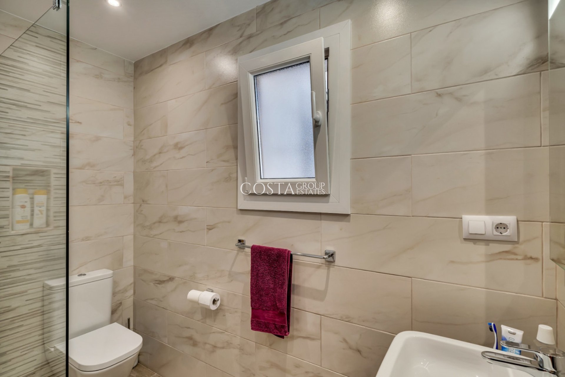 Wiederverkauf - Villa -
Benissa