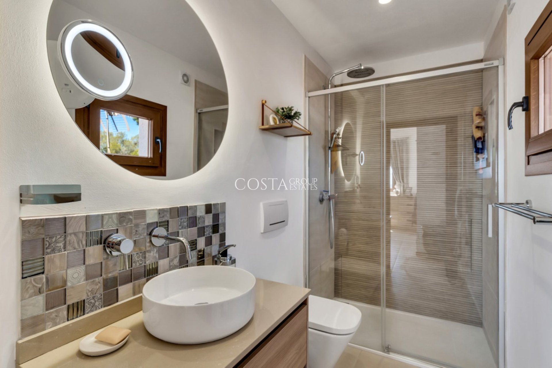 Wiederverkauf - Villa -
Benissa