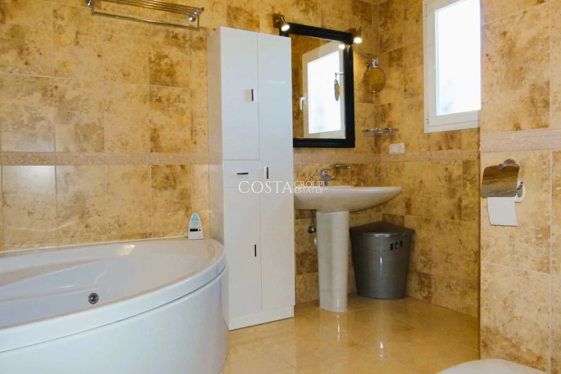 Wiederverkauf - Villa -
Benitachell - Cumbre Del Sol