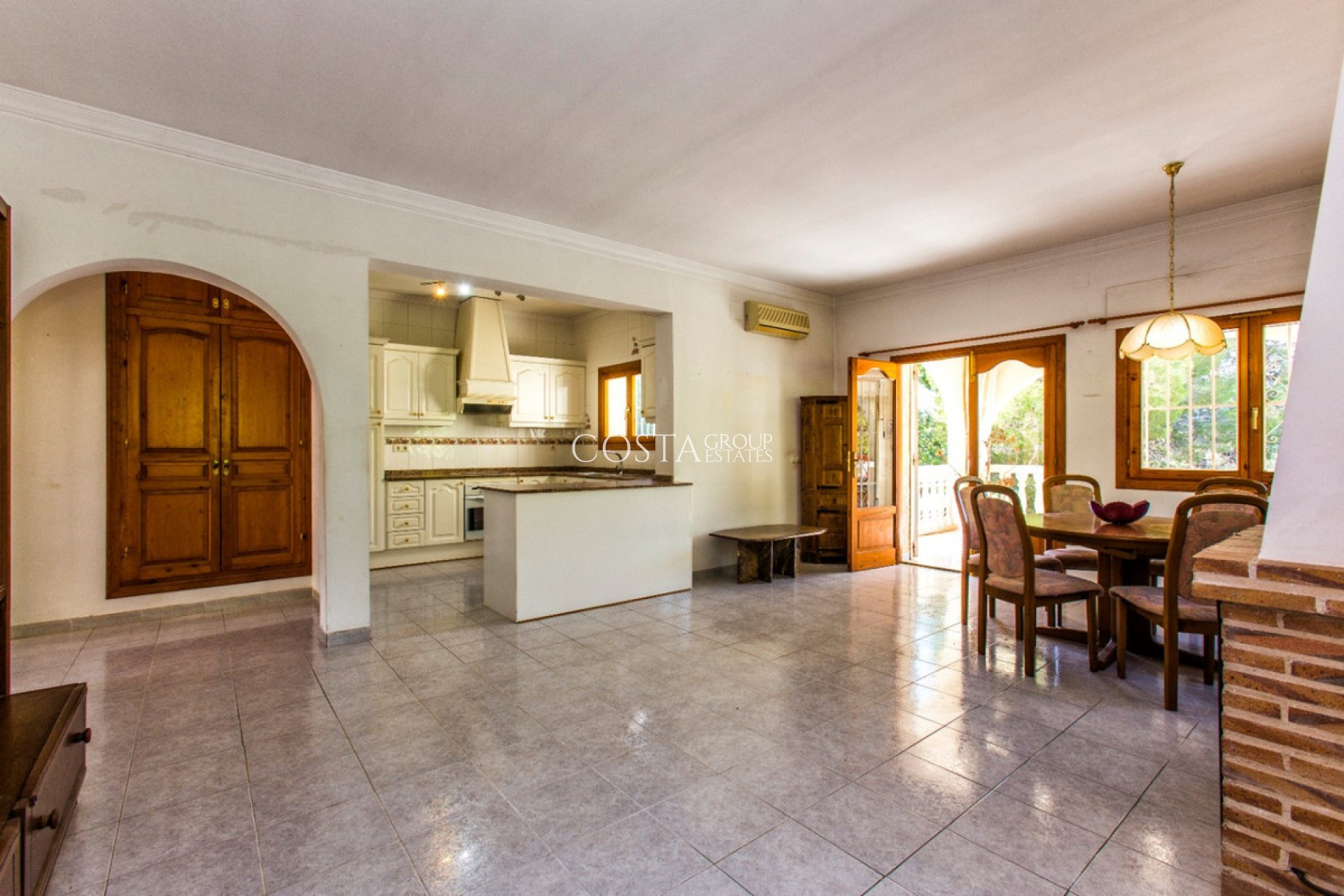 Wiederverkauf - Villa -
Calpe - Calpe Centro
