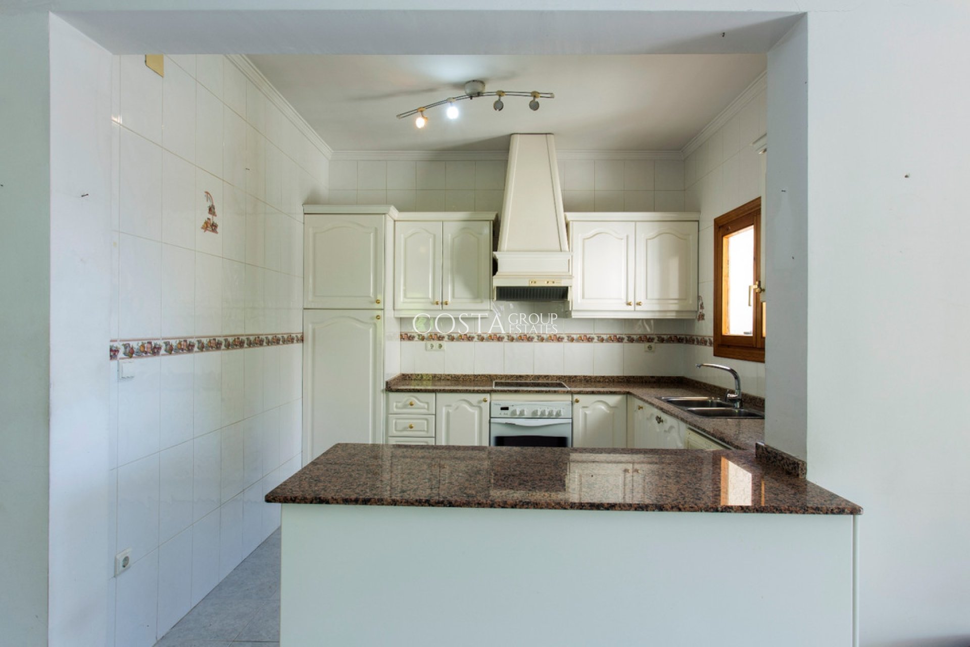 Wiederverkauf - Villa -
Calpe - Calpe Centro