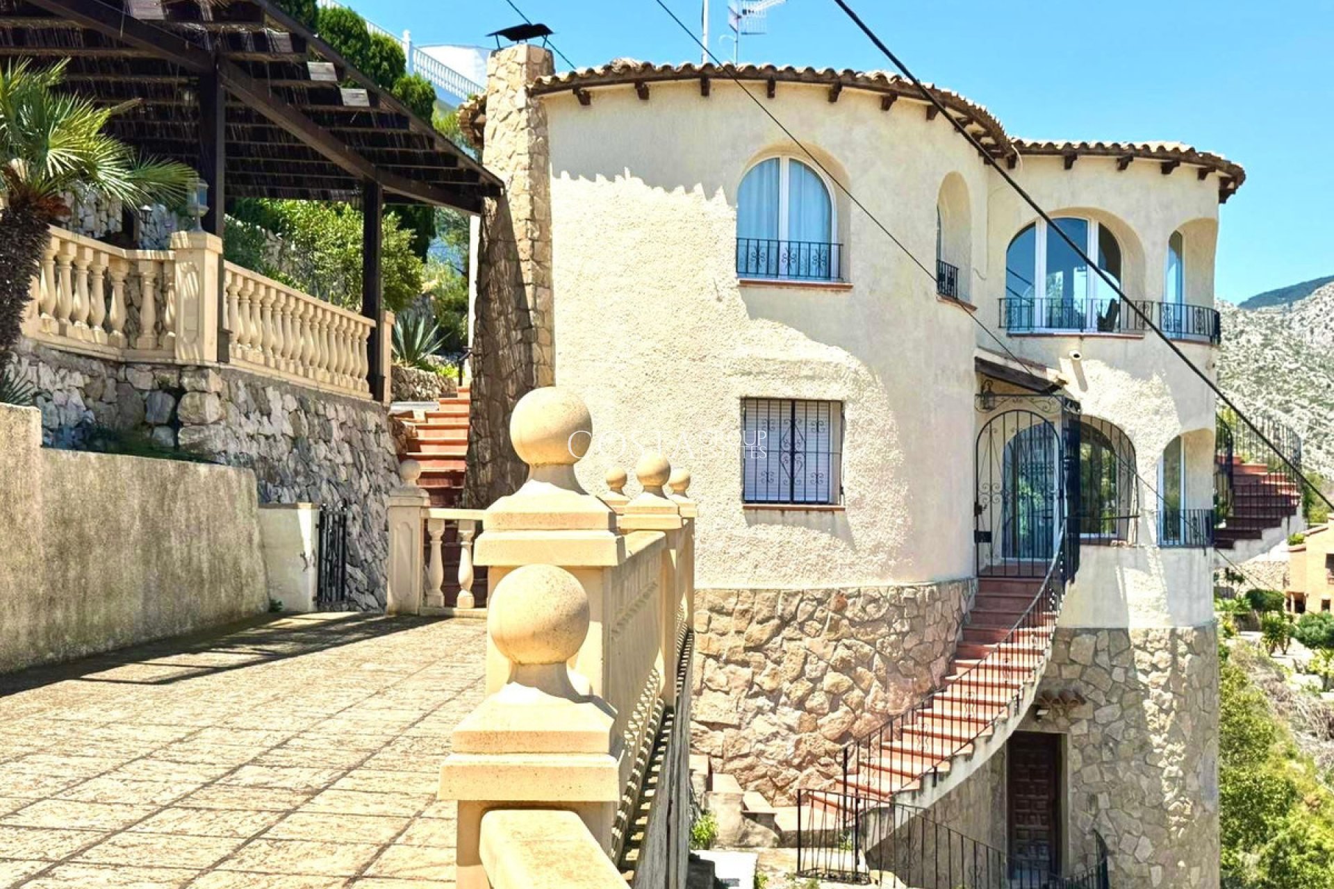 Wiederverkauf - Villa -
Calpe - Calpe Centro