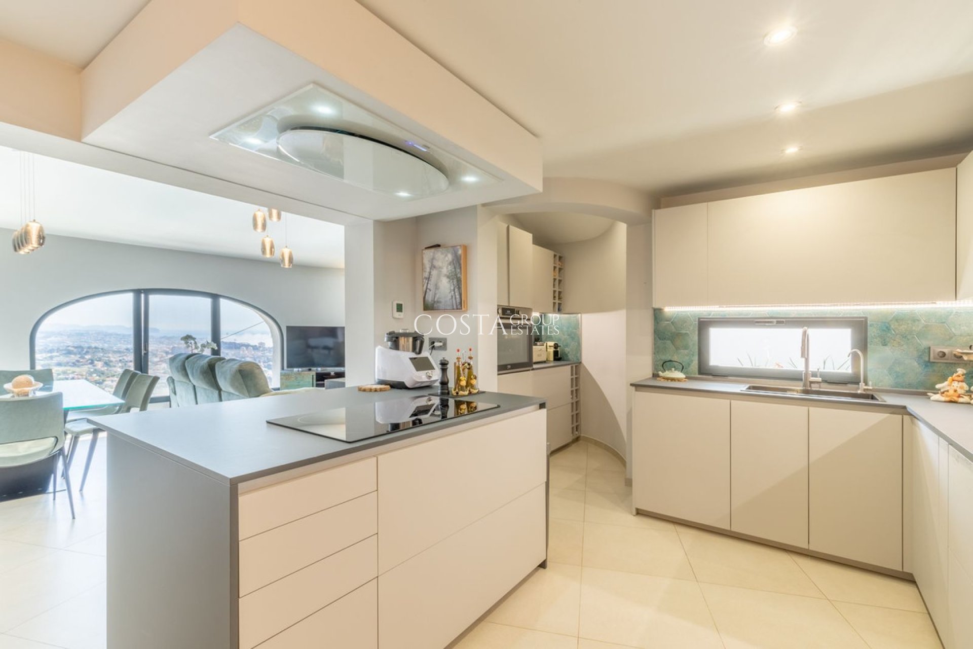 Wiederverkauf - Villa -
Calpe - Calpe Centro