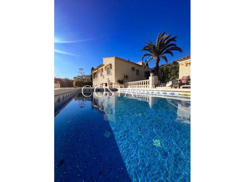 Wiederverkauf - Villa -
Calpe - Calpe Centro