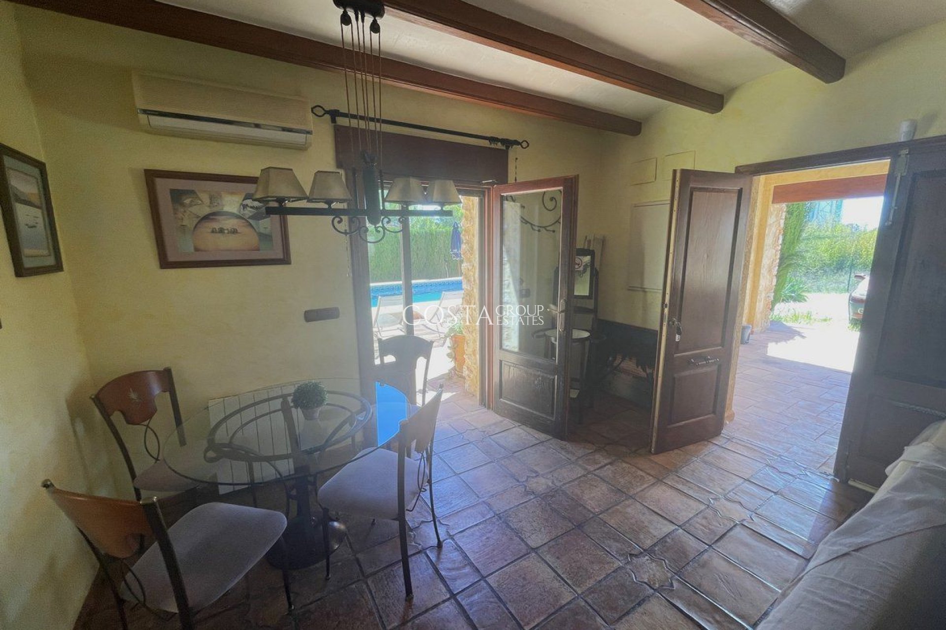 Wiederverkauf - Villa -
Calpe - Calpe Centro