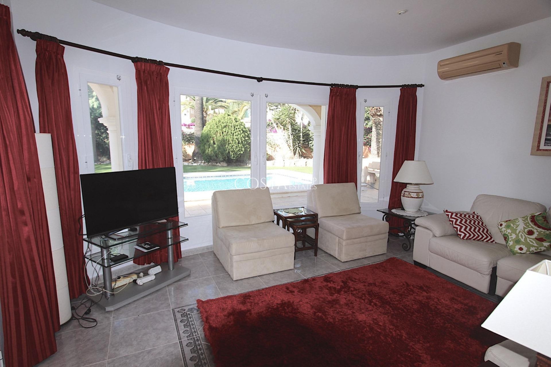 Wiederverkauf - Villa -
Calpe - Calpe Centro