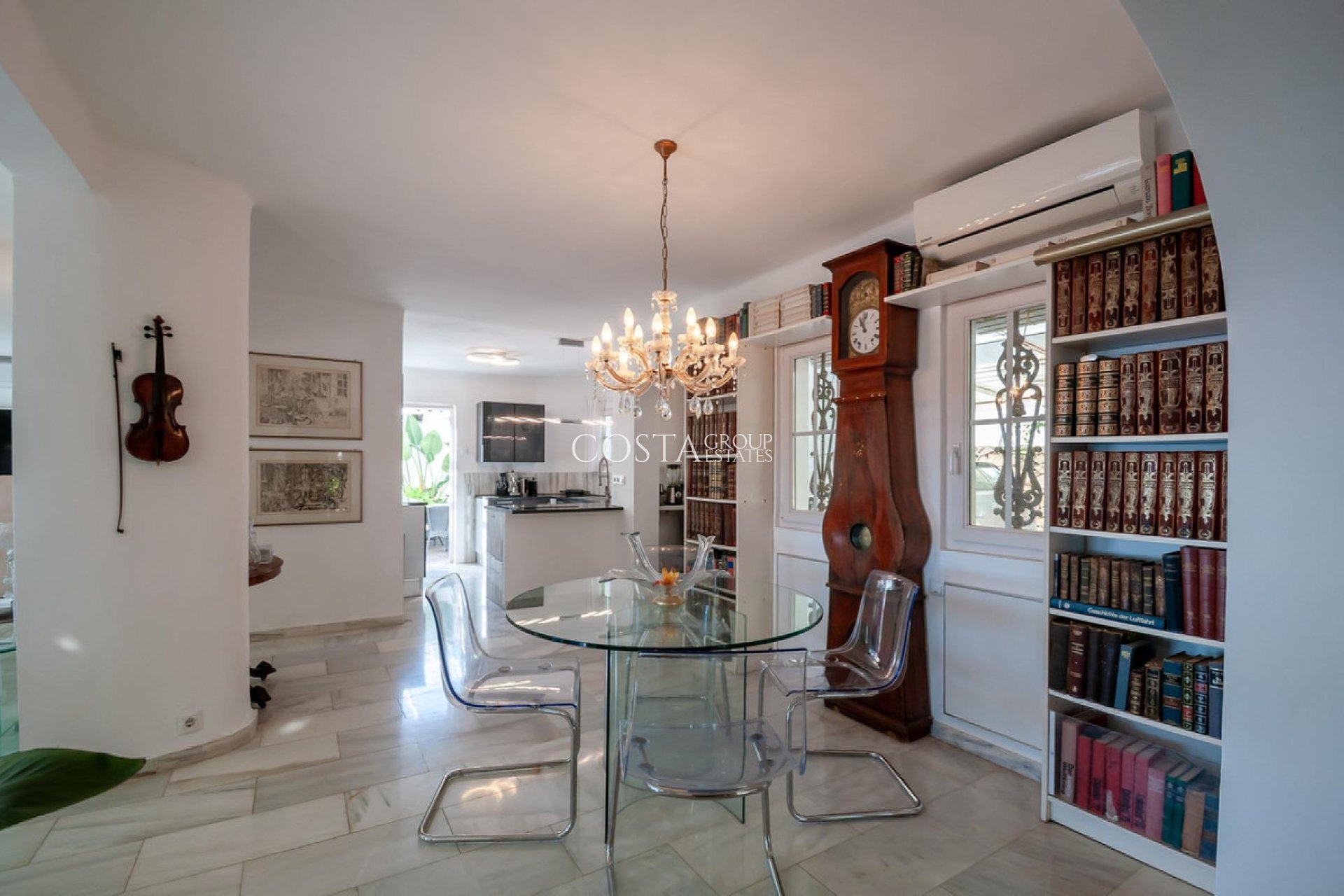 Wiederverkauf - Villa -
Calpe - Calpe Centro