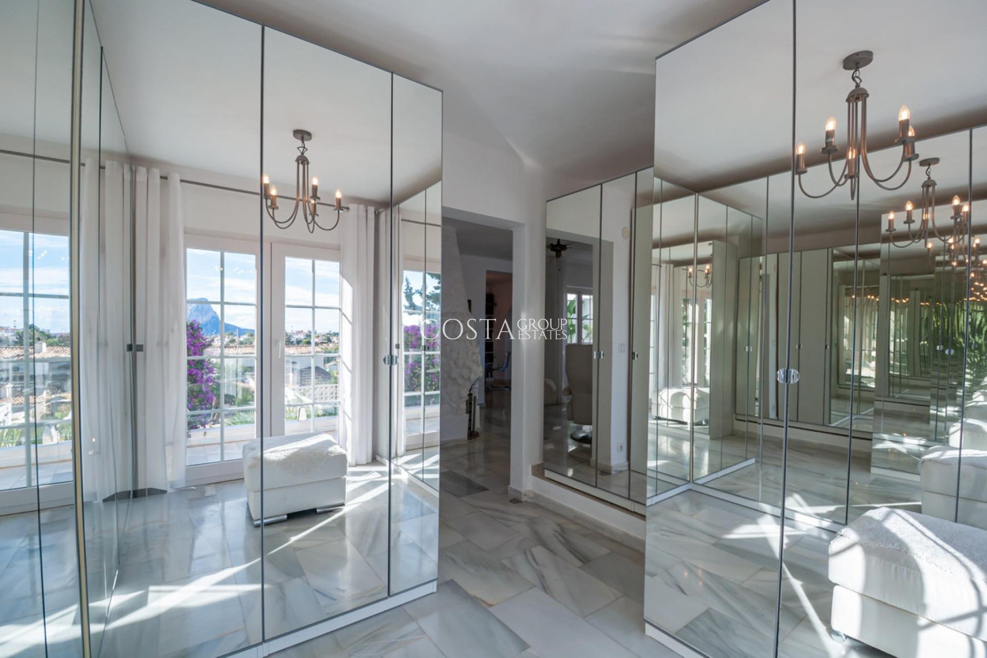 Wiederverkauf - Villa -
Calpe - Calpe Centro