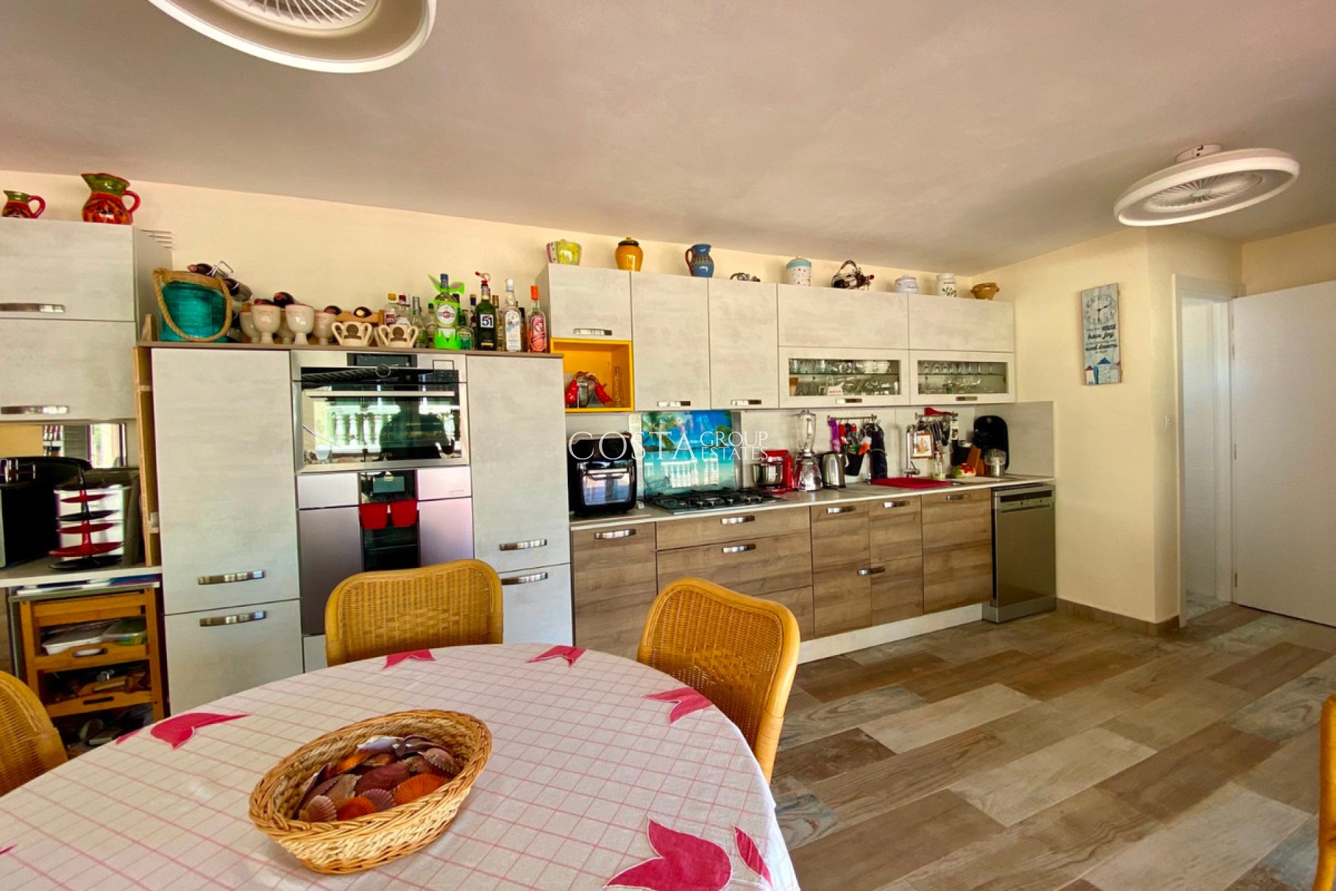 Wiederverkauf - Villa -
Catral - Catral Centro