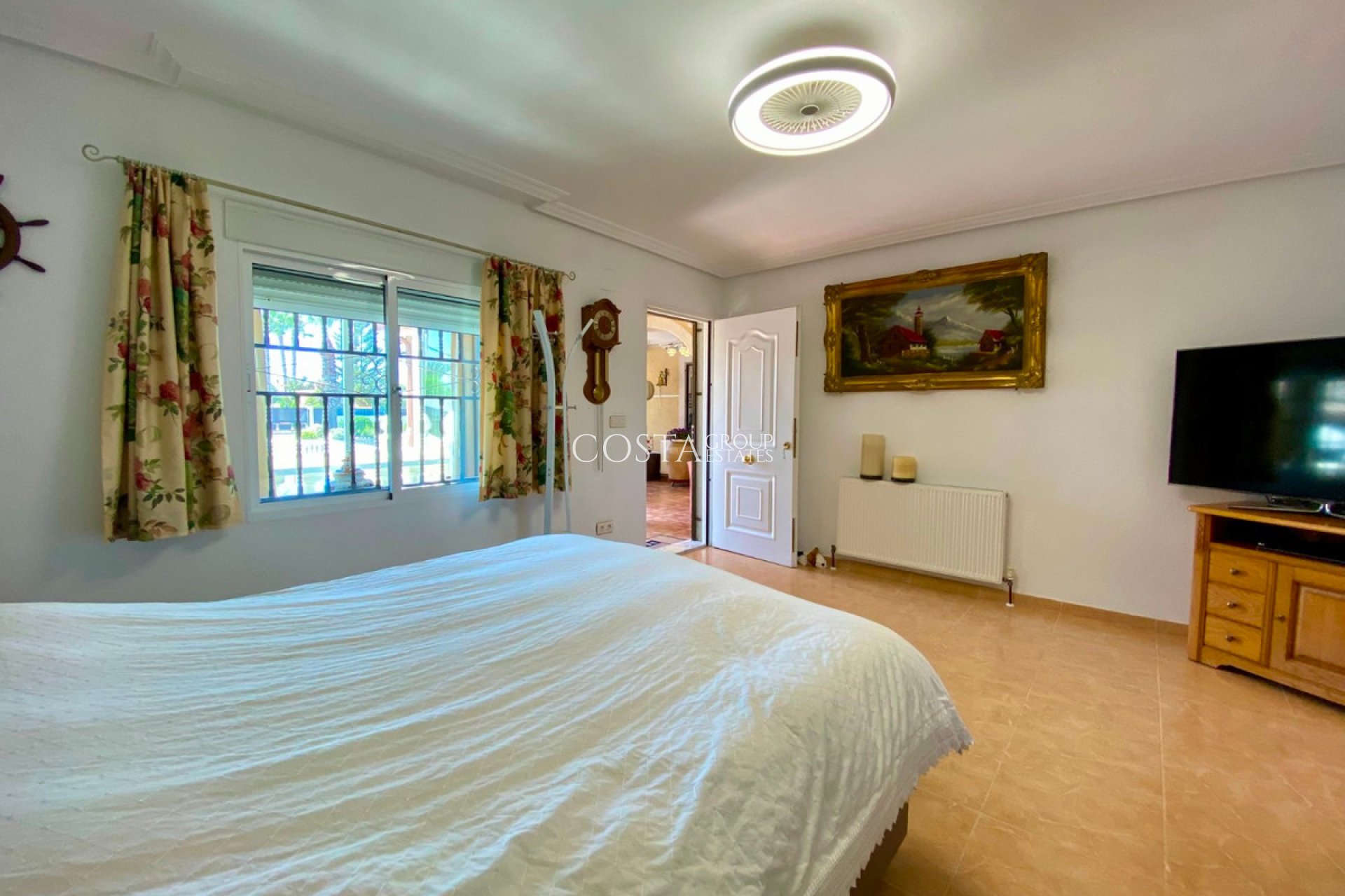 Wiederverkauf - Villa -
Catral - Catral Centro
