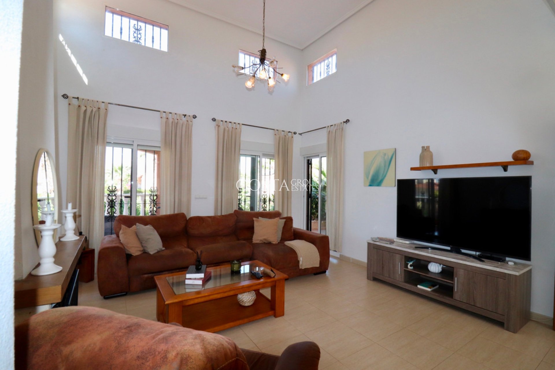 Wiederverkauf - Villa -
Catral - Catral Centro