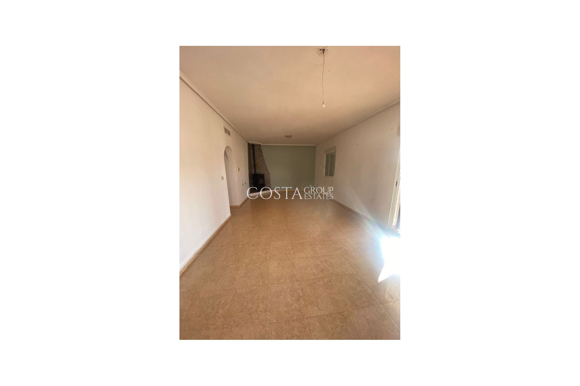 Wiederverkauf - Villa -
Catral - Catral Centro