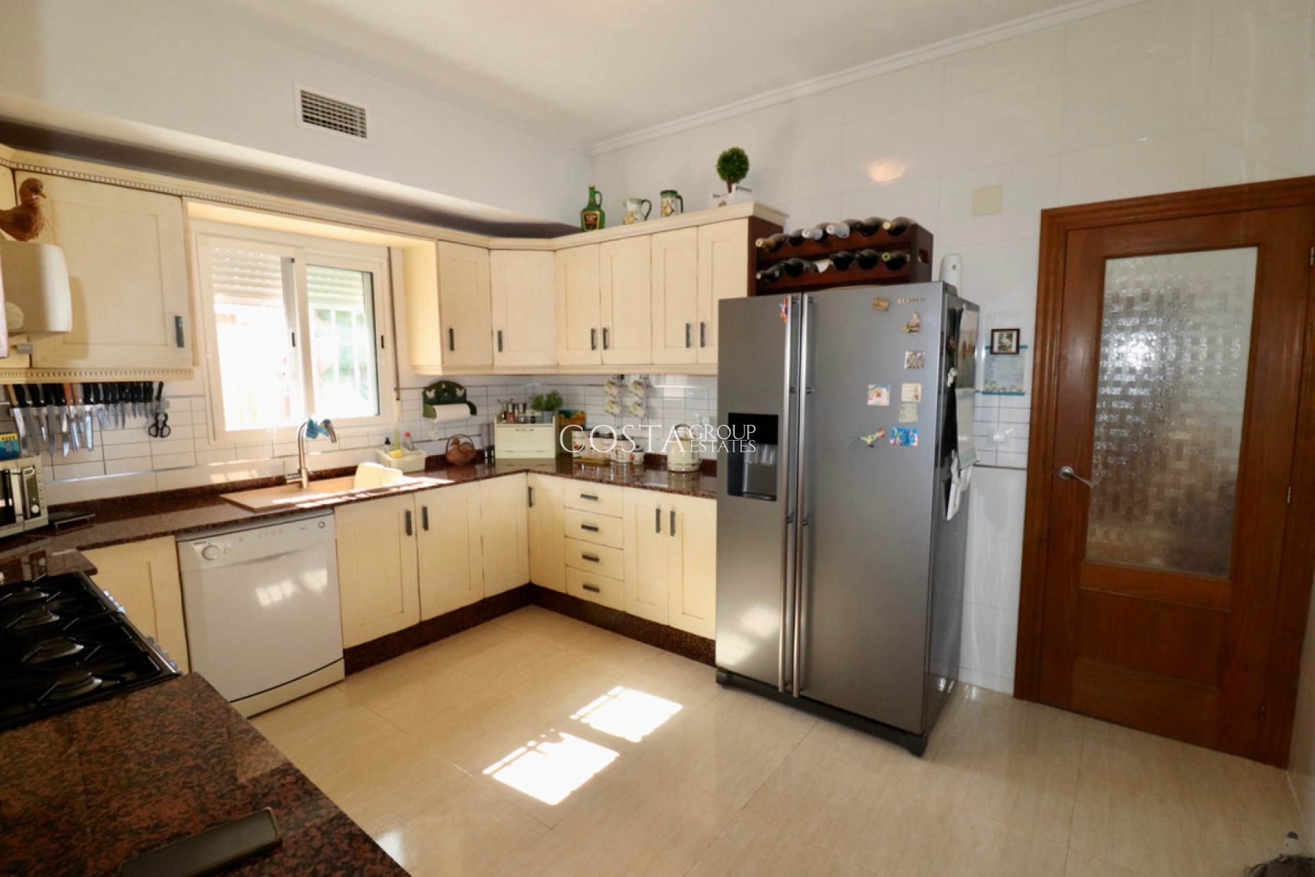 Wiederverkauf - Villa -
Catral - Catral Centro