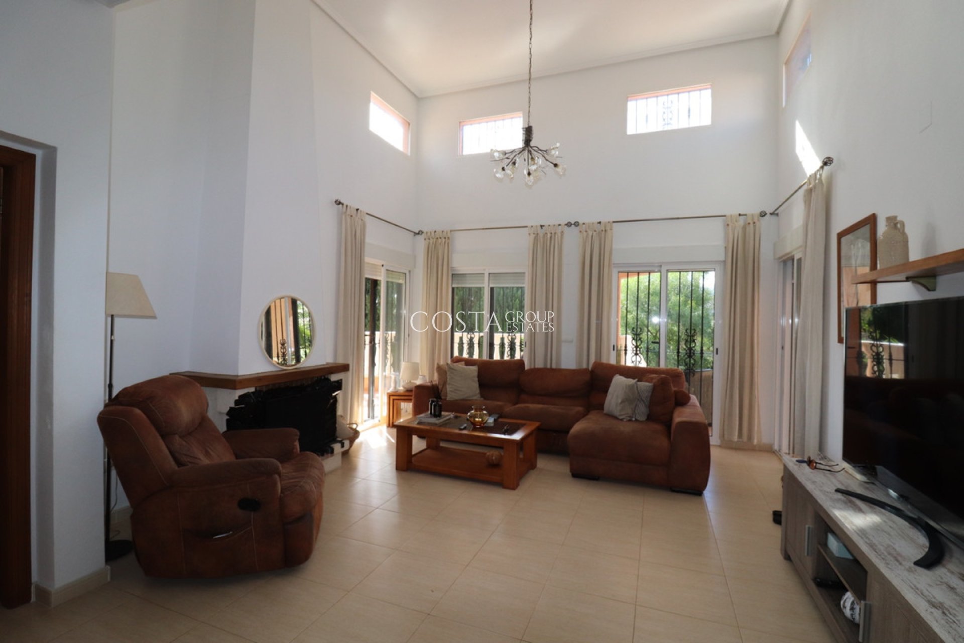 Wiederverkauf - Villa -
Catral - Catral Centro