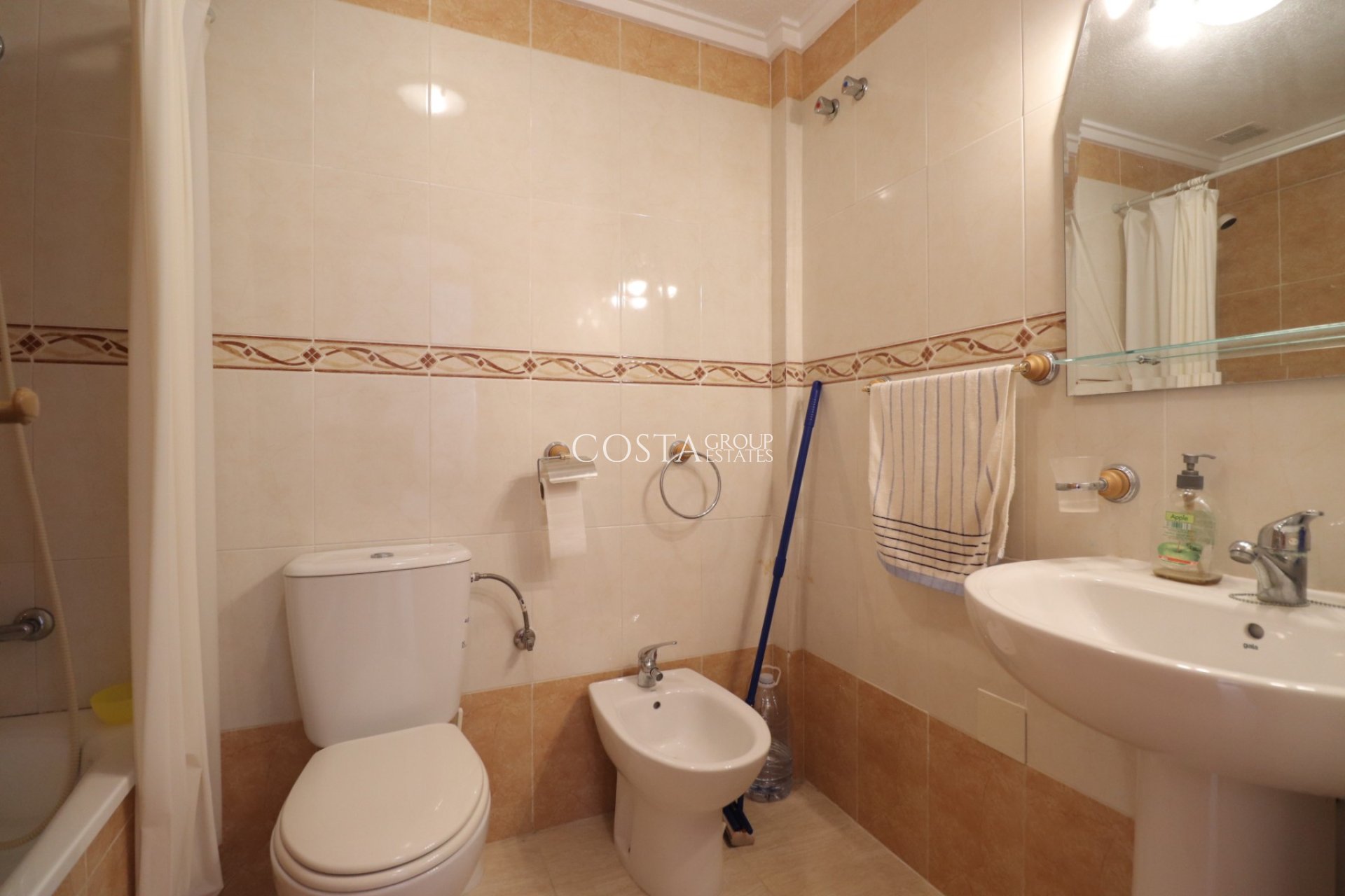 Wiederverkauf - Villa -
Ciudad Quesada - Lo Marabú