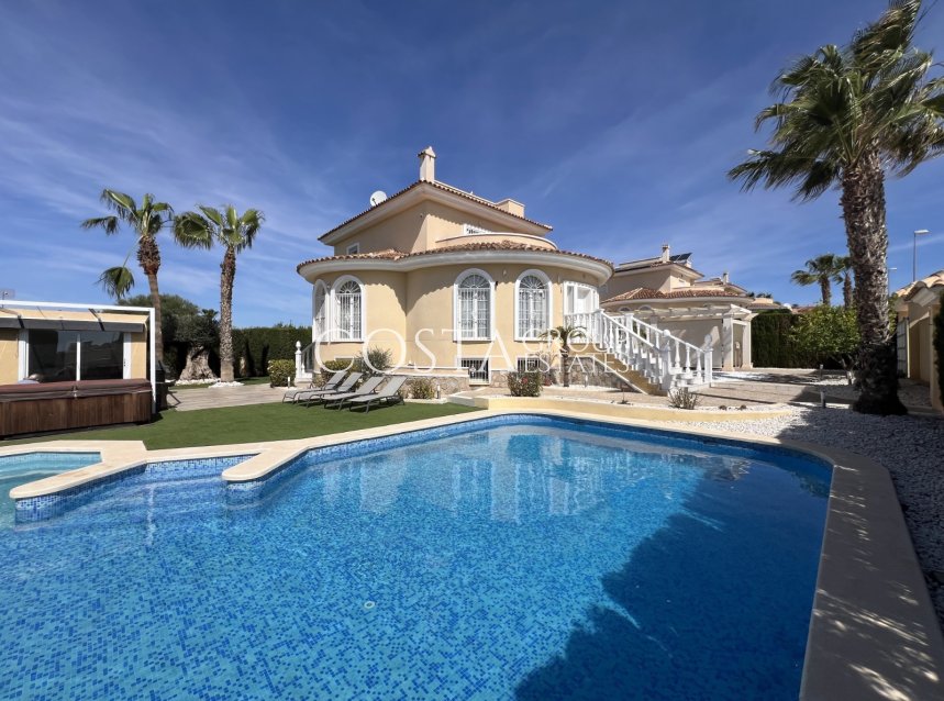 Wiederverkauf - Villa -
Ciudad Quesada