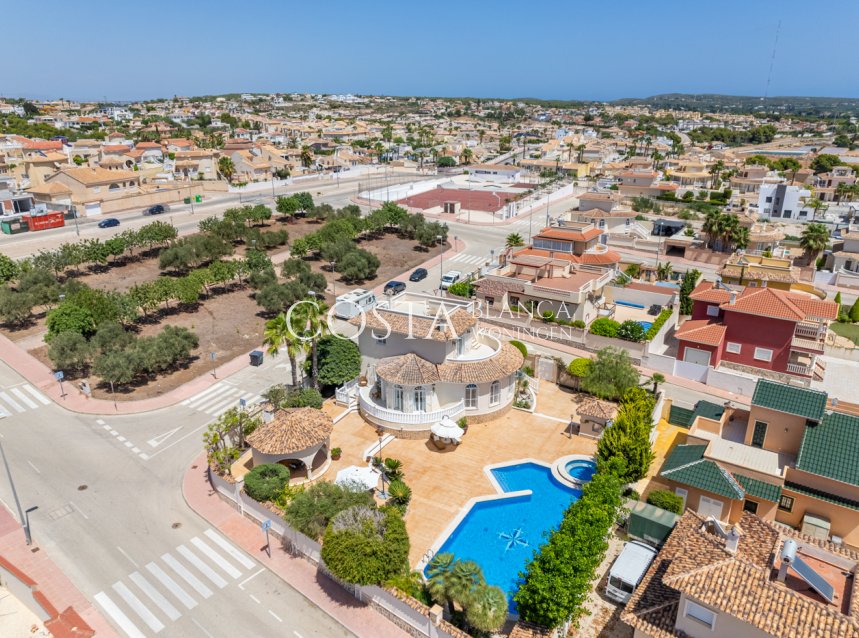 Wiederverkauf - Villa -
Ciudad Quesada