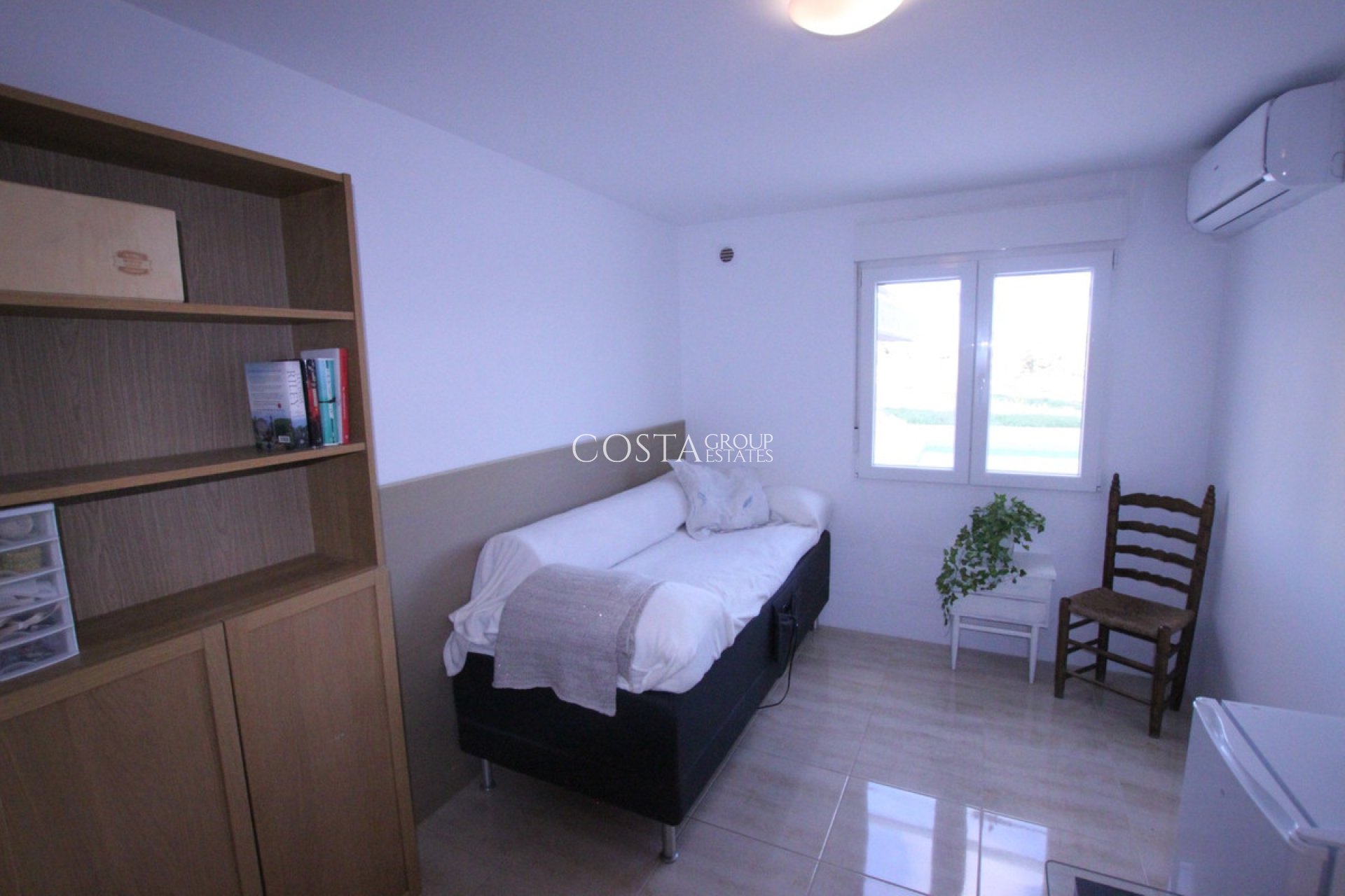 Wiederverkauf - Villa -
Crevillente - Crevillent - Crevillente - Crevillent Centro