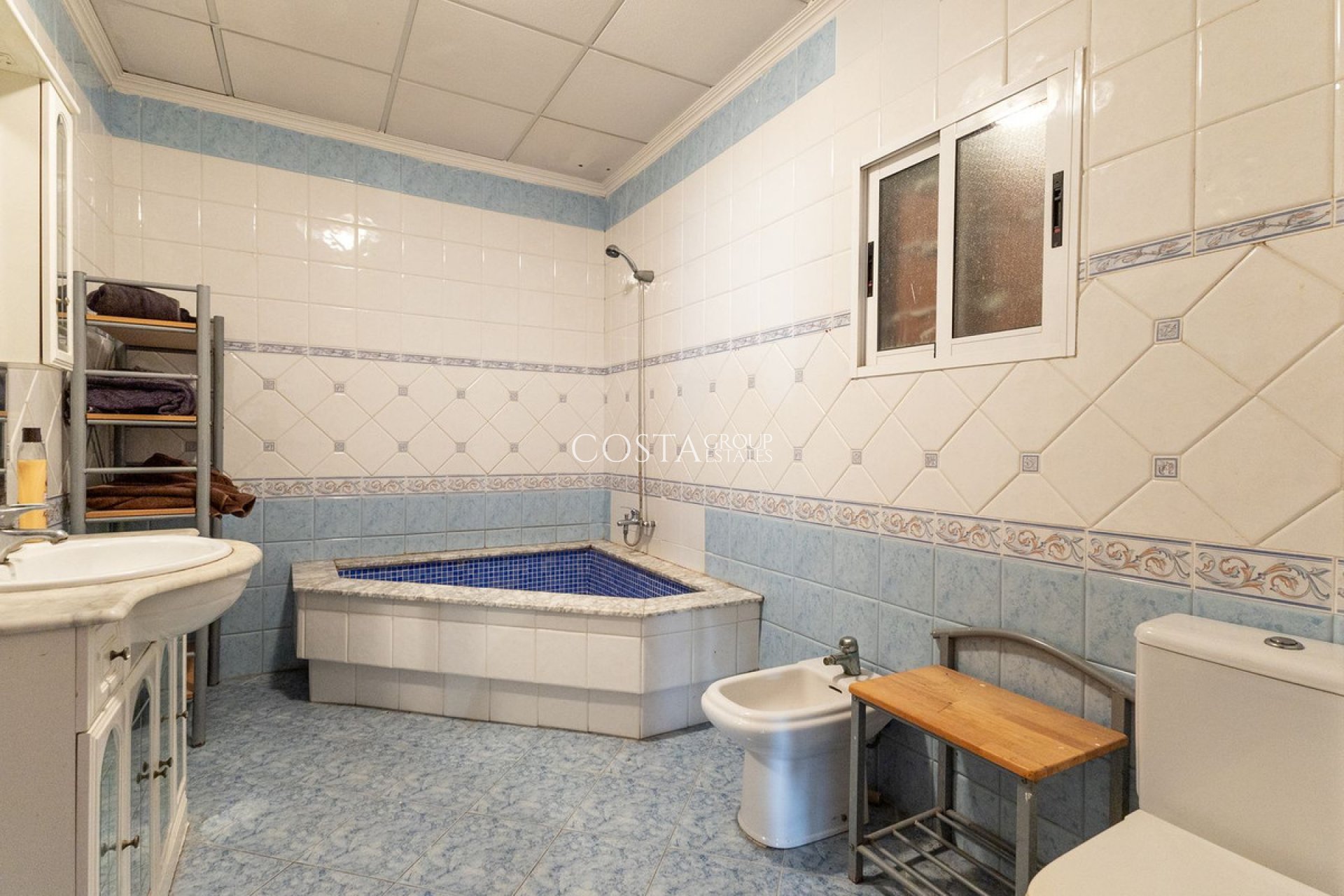 Wiederverkauf - Villa -
Crevillente - Crevillent - Crevillente - Crevillent Centro