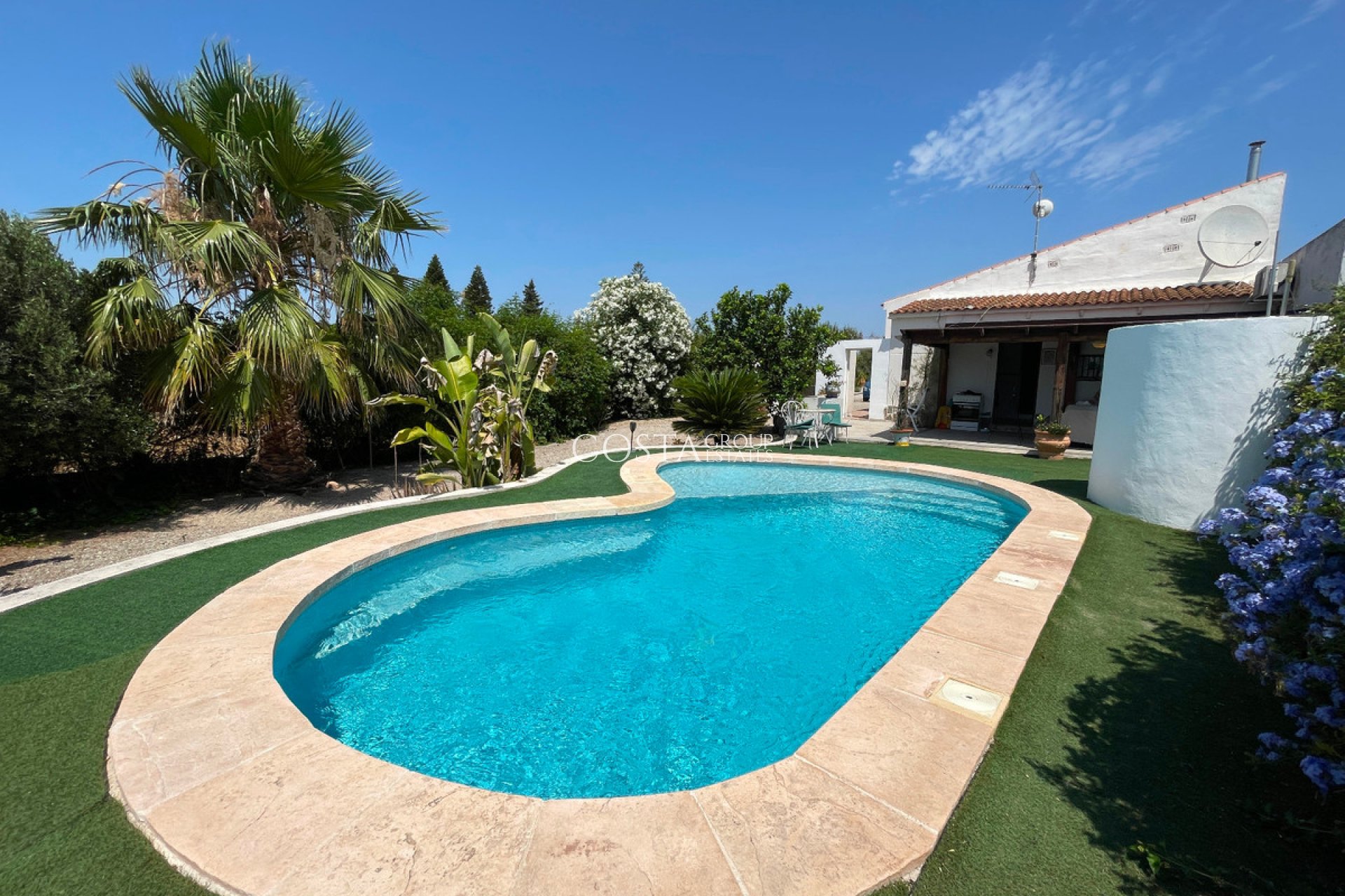 Wiederverkauf - Villa -
Daya Nueva - Daya Nueva Centro