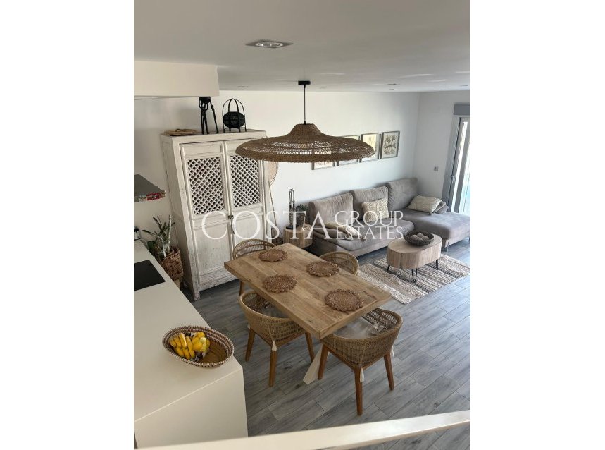 Wiederverkauf - Villa -
Daya Vieja - Daya Vieja Centro