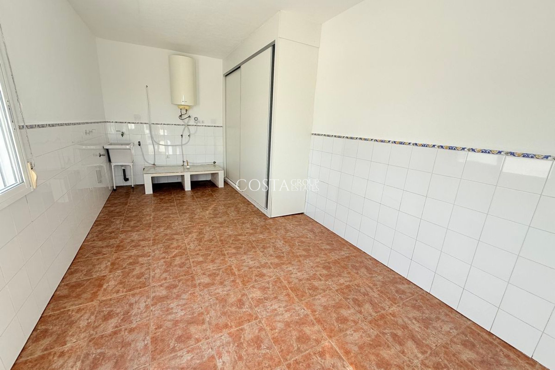 Wiederverkauf - Villa -
Dolores - Dolores Centro