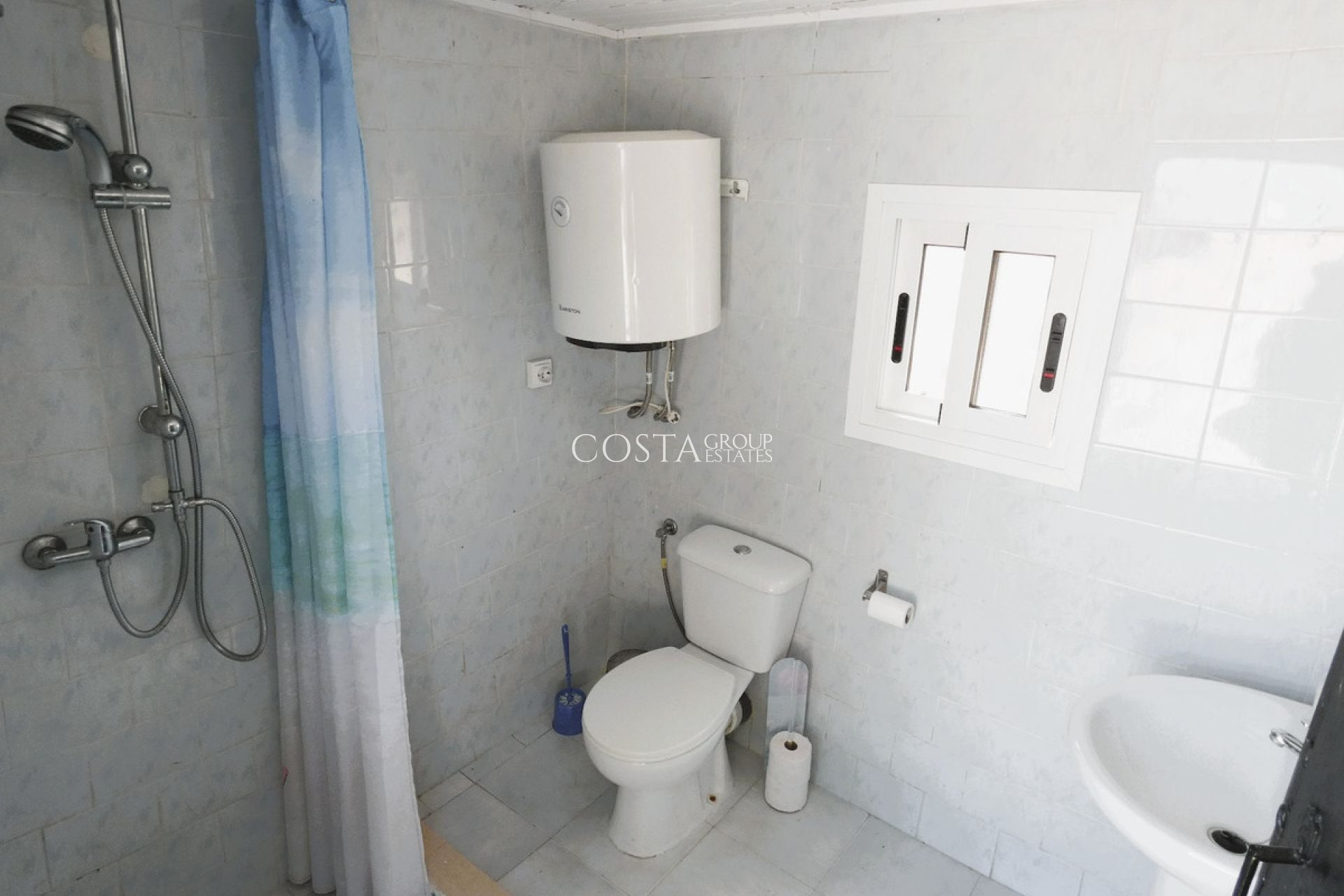 Wiederverkauf - Villa -
Dolores - Dolores Centro