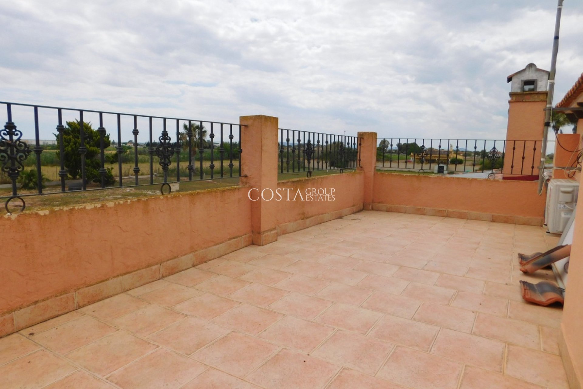 Wiederverkauf - Villa -
Dolores - Dolores Centro