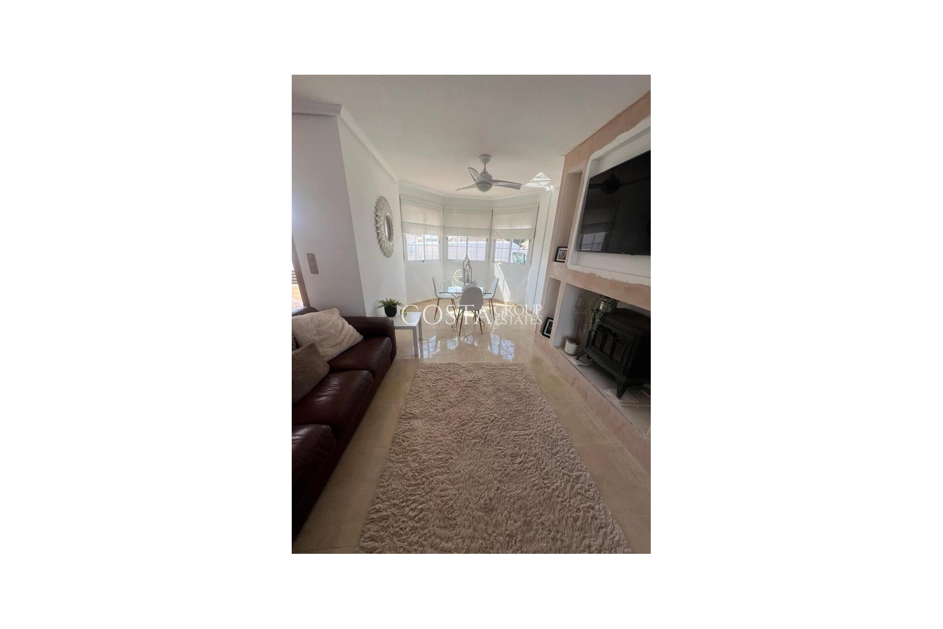 Wiederverkauf - Villa -
Fortuna - El Reloj