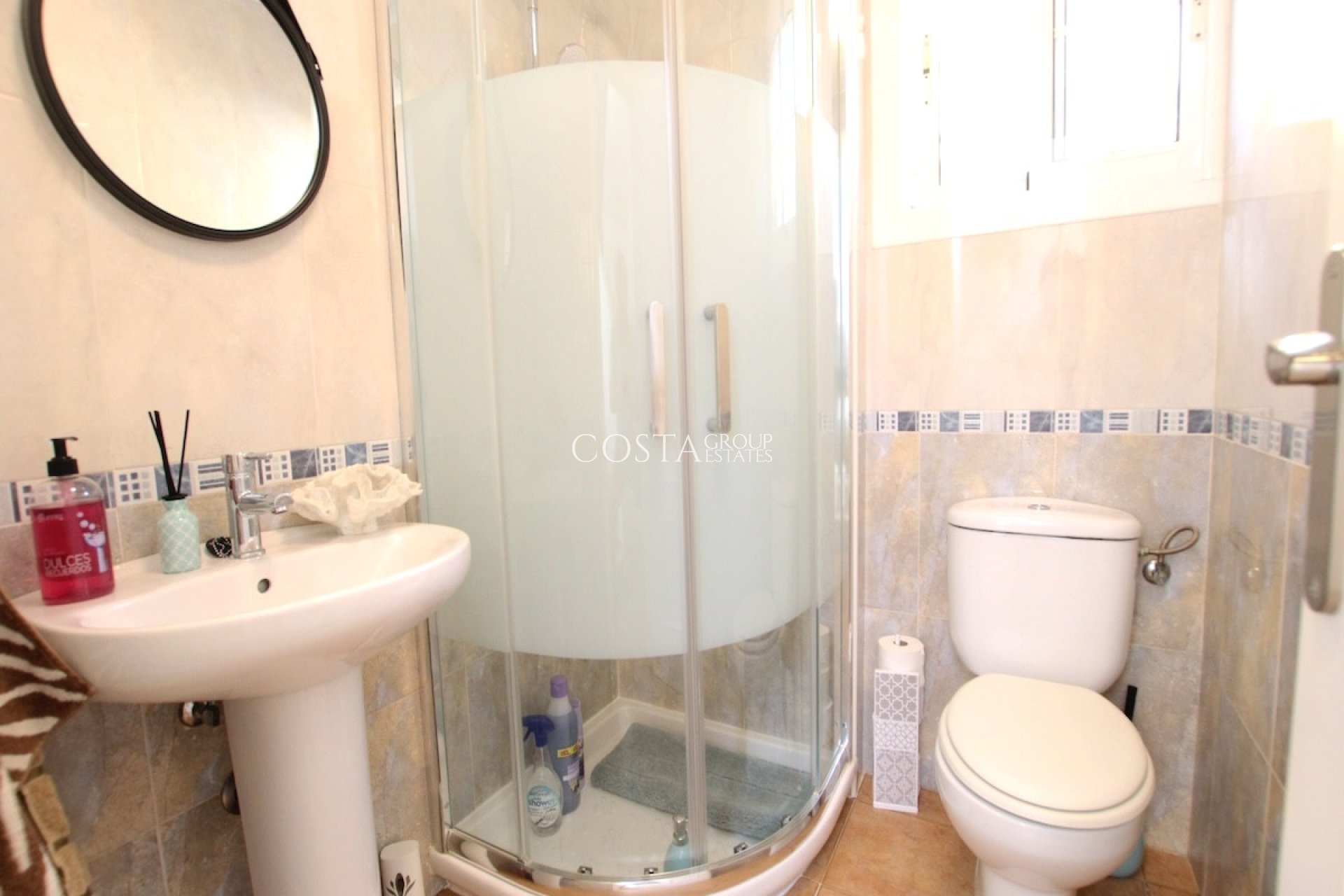 Wiederverkauf - Villa -
Guardamar del Segura - Guardamar del Segura Centro