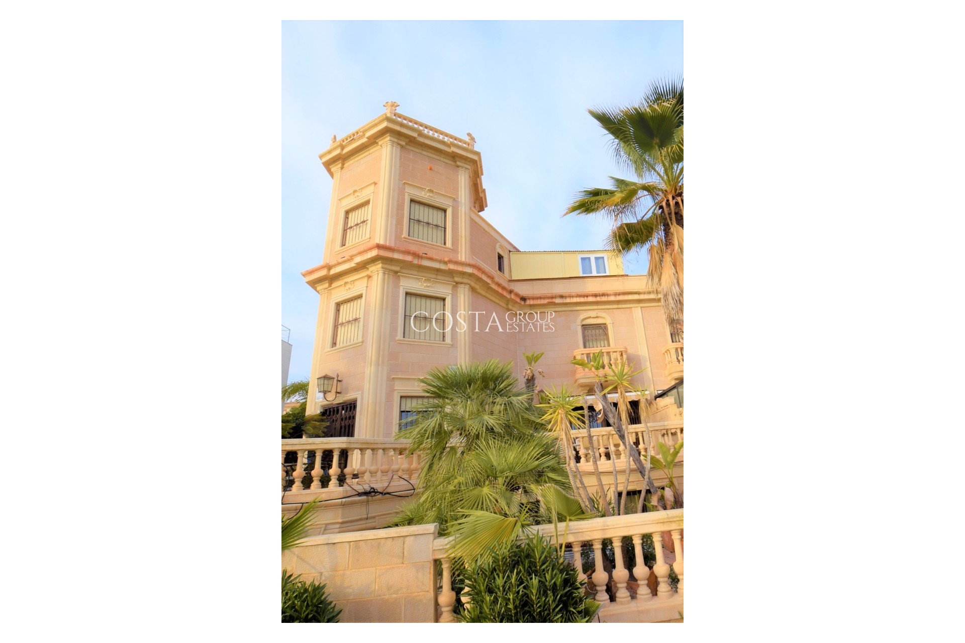 Wiederverkauf - Villa -
Guardamar del Segura - Guardamar del Segura Centro