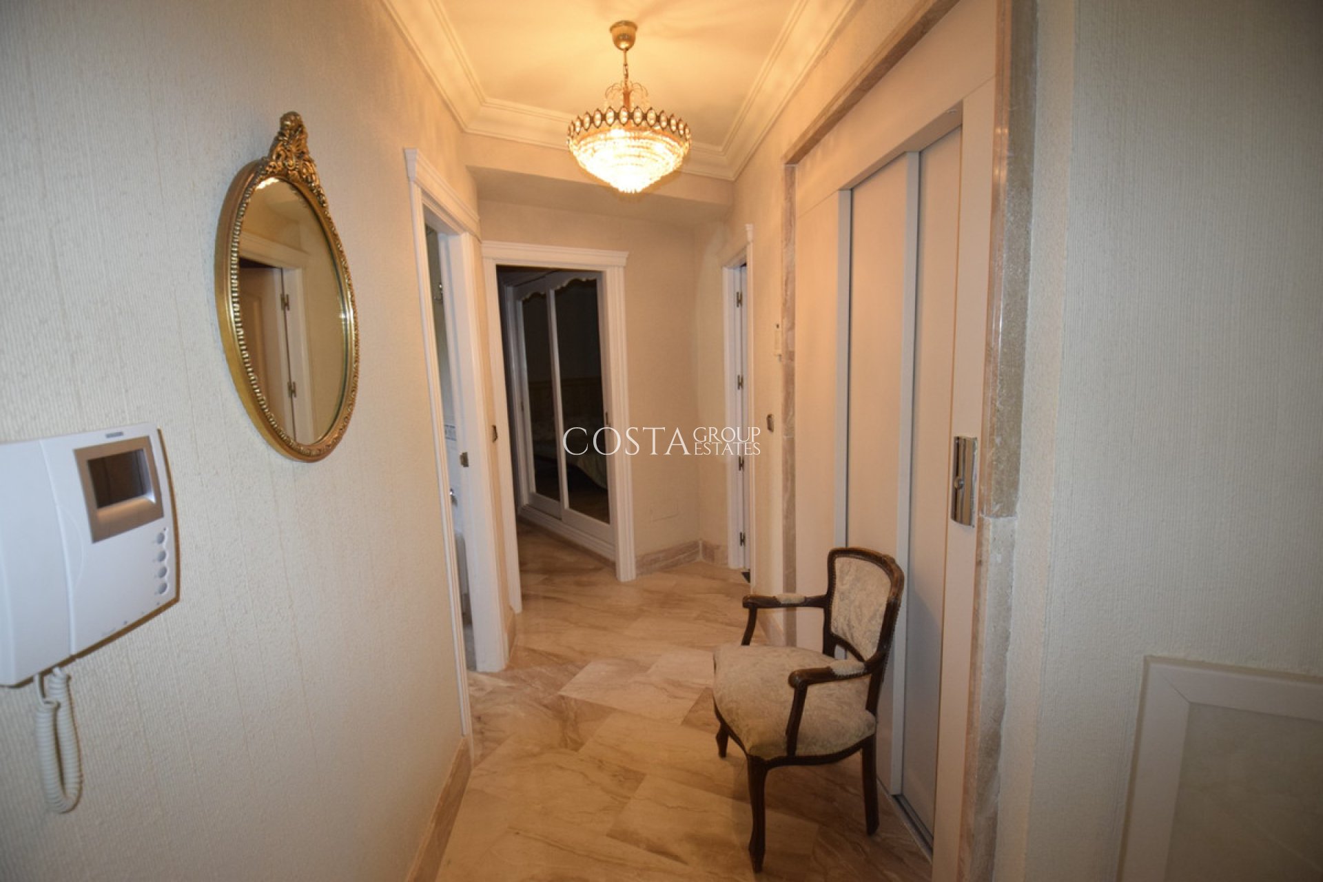 Wiederverkauf - Villa -
Guardamar del Segura - Guardamar del Segura Centro