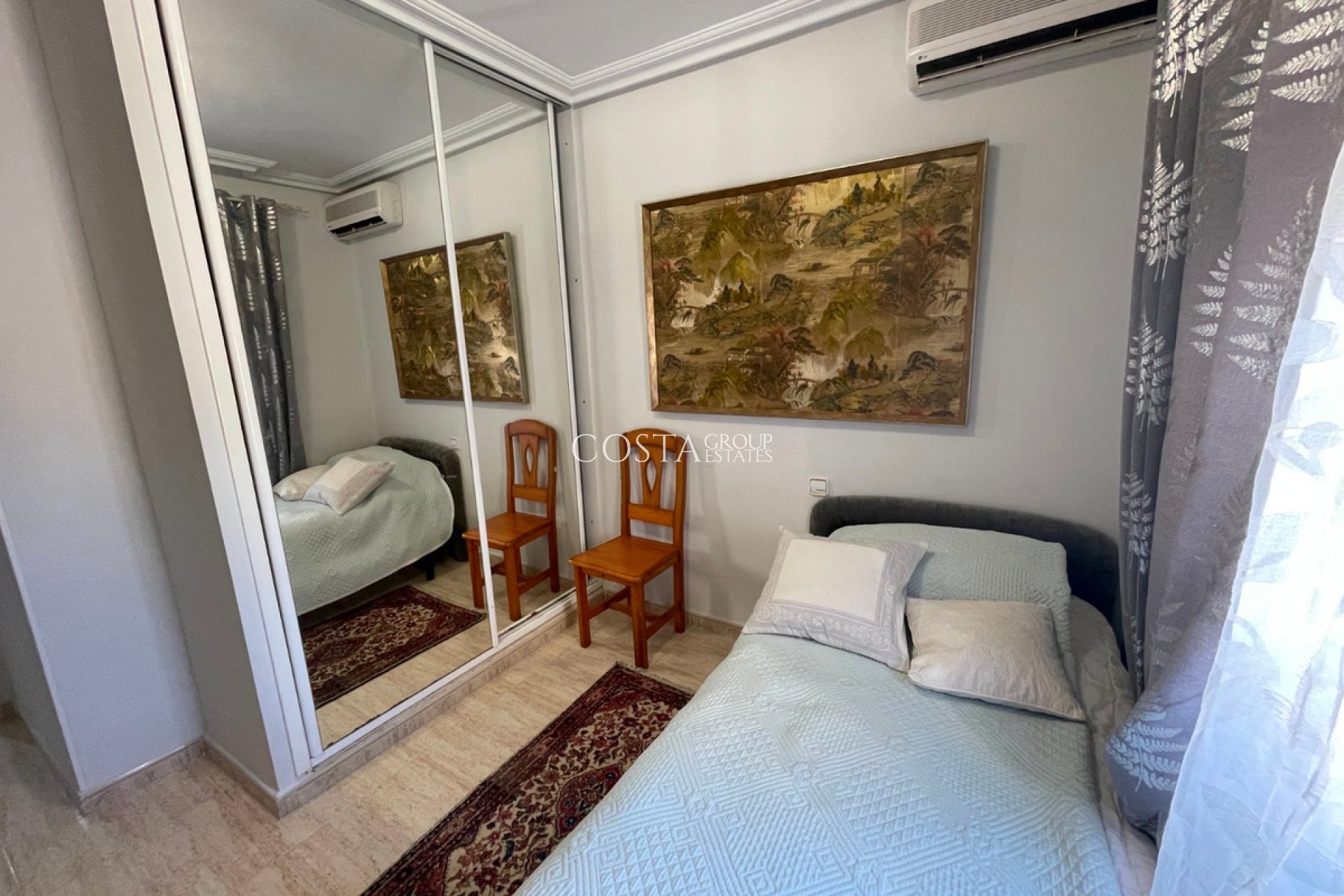 Wiederverkauf - Villa -
Guardamar del Segura - Guardamar del Segura Centro