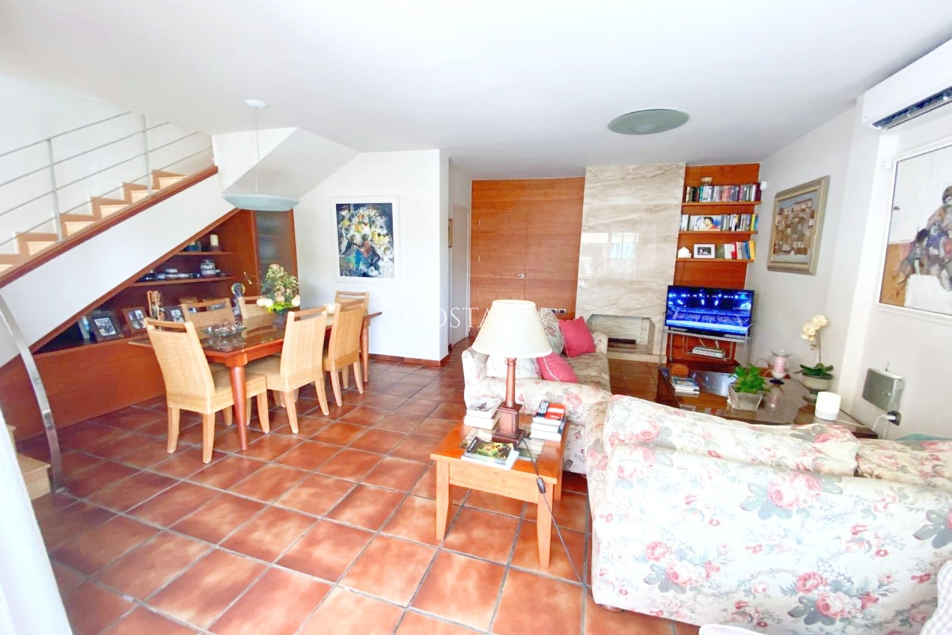 Wiederverkauf - Villa -
Los Alcazares