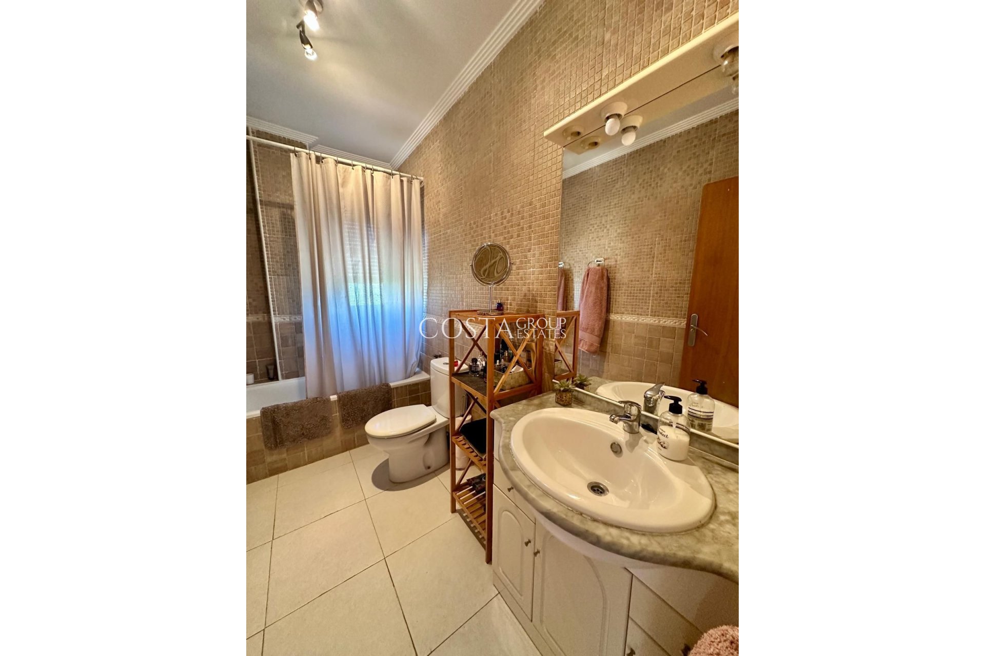 Wiederverkauf - Villa -
Los Montesinos - Los Montesinos Centro