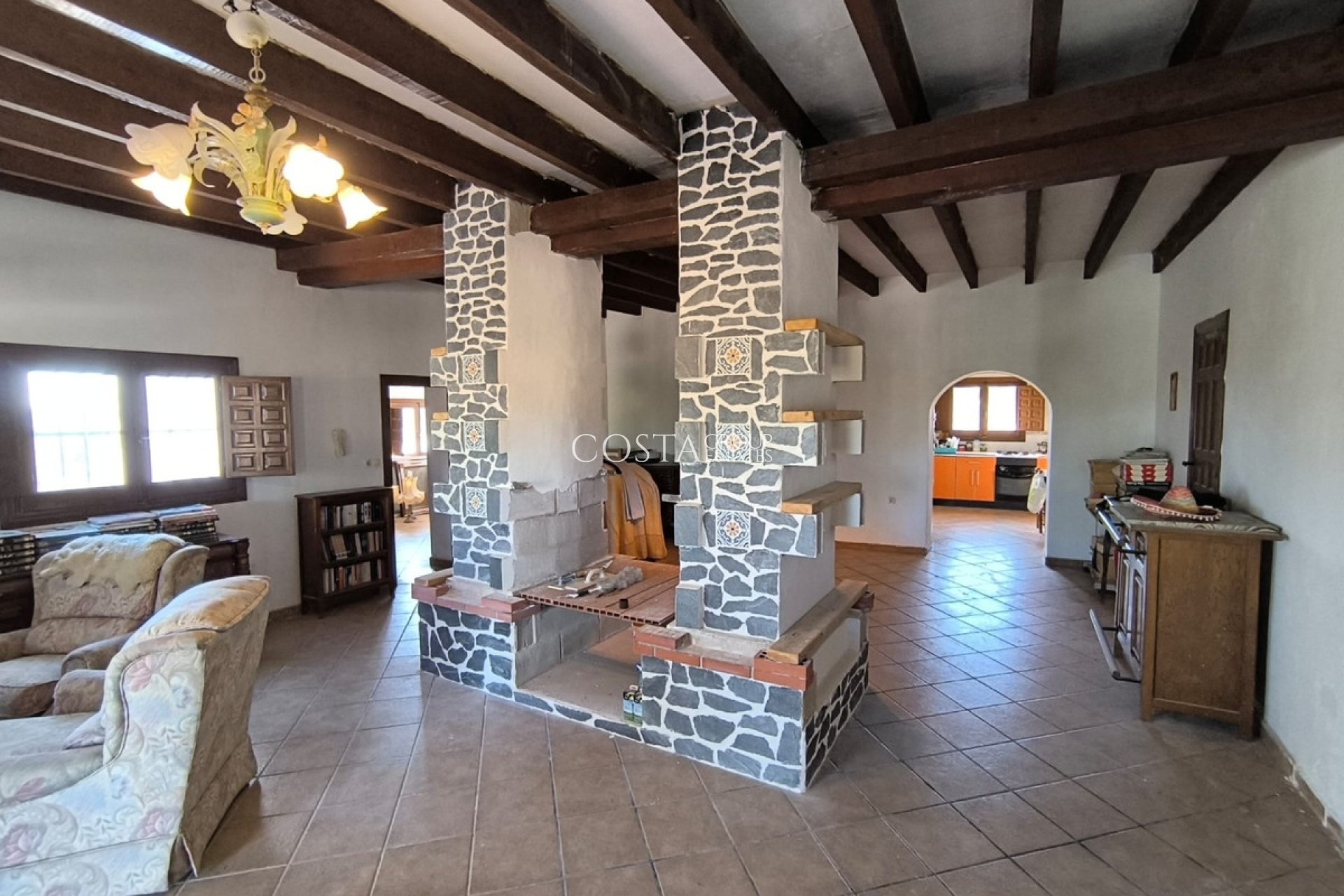 Wiederverkauf - Villa -
Novelda - Novelda Centro