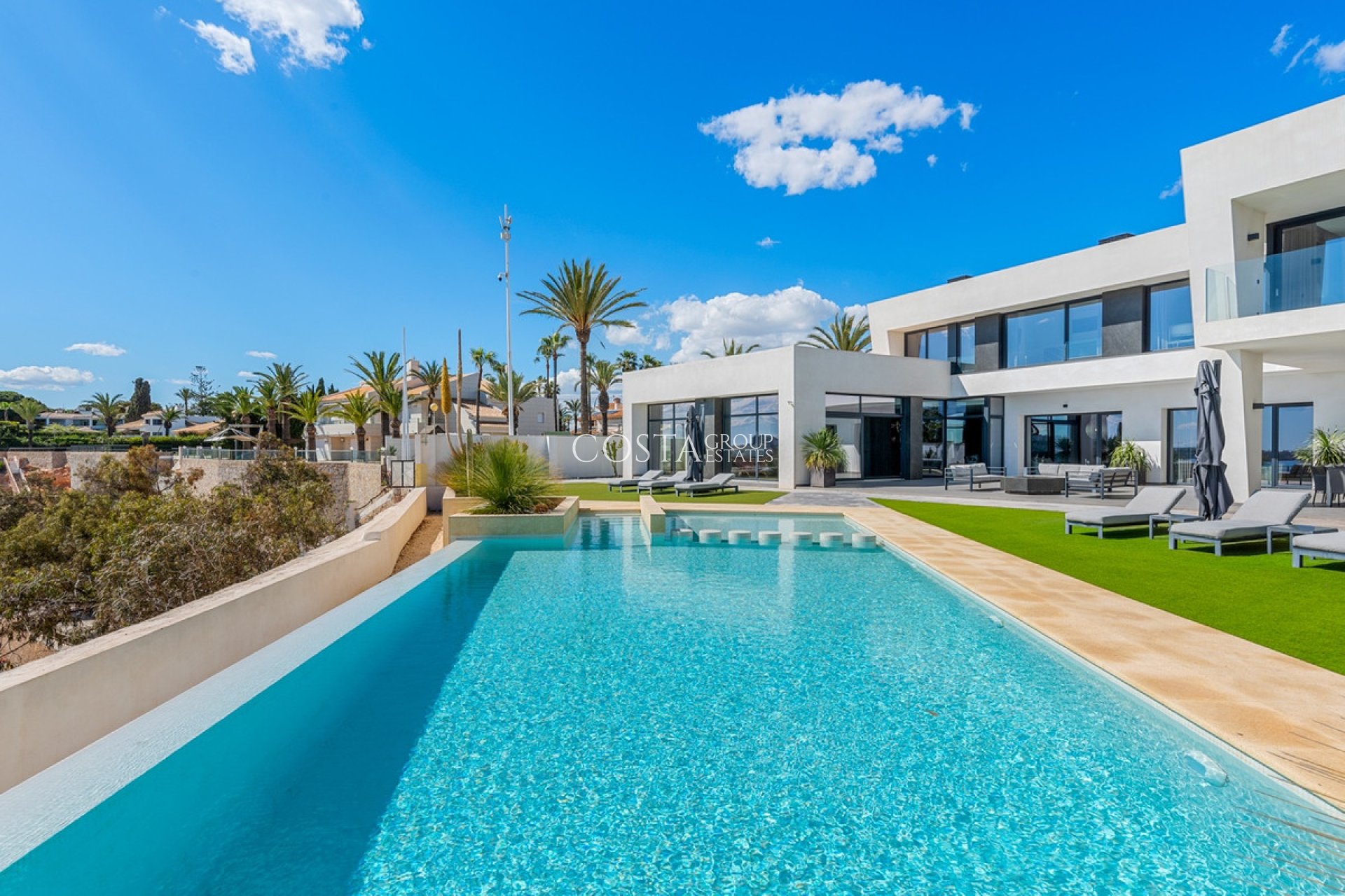 Wiederverkauf - Villa -
Orihuela - Cabo Roig