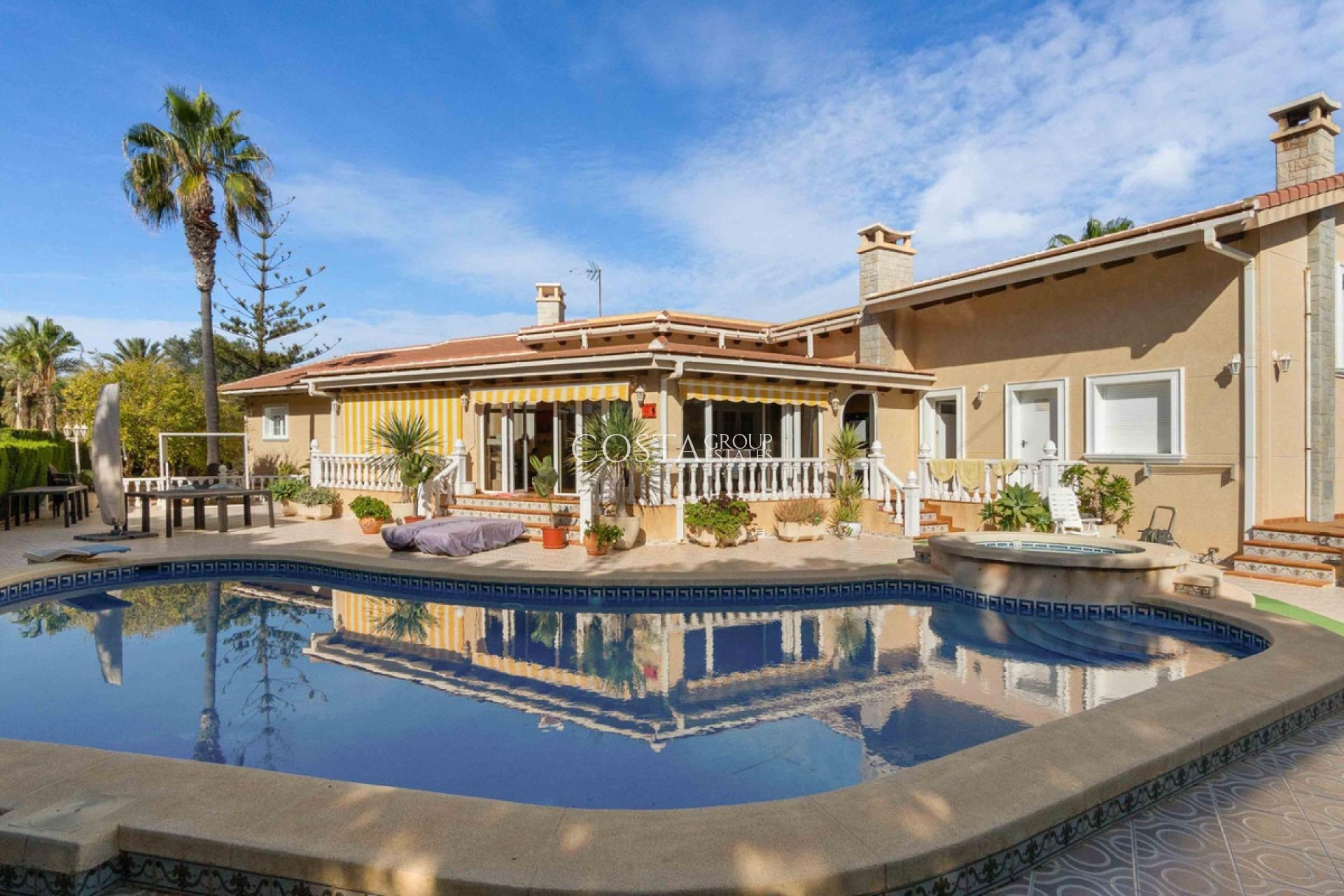 Wiederverkauf - Villa -
Orihuela - Cabo Roig