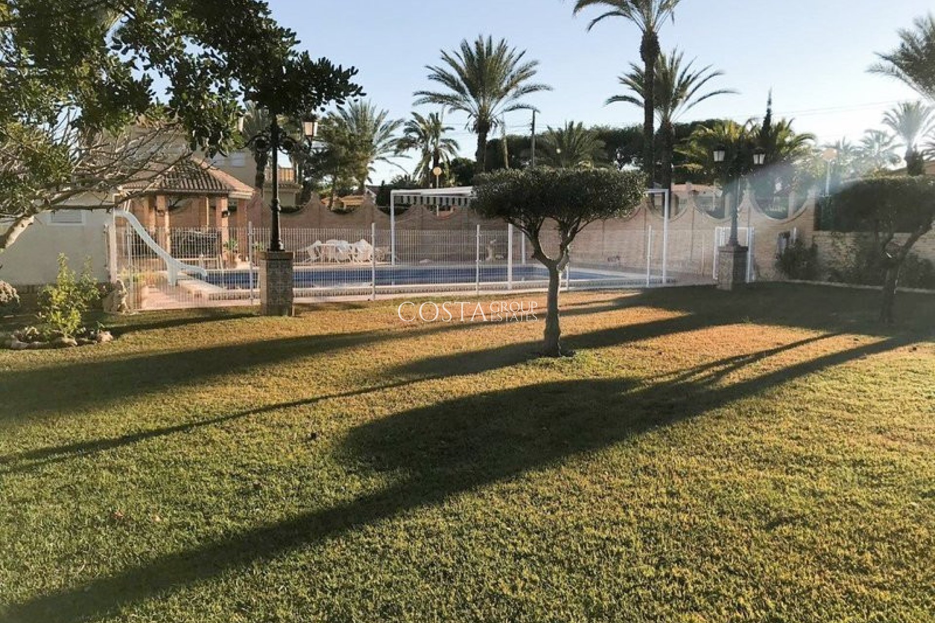 Wiederverkauf - Villa -
Orihuela - Cabo Roig