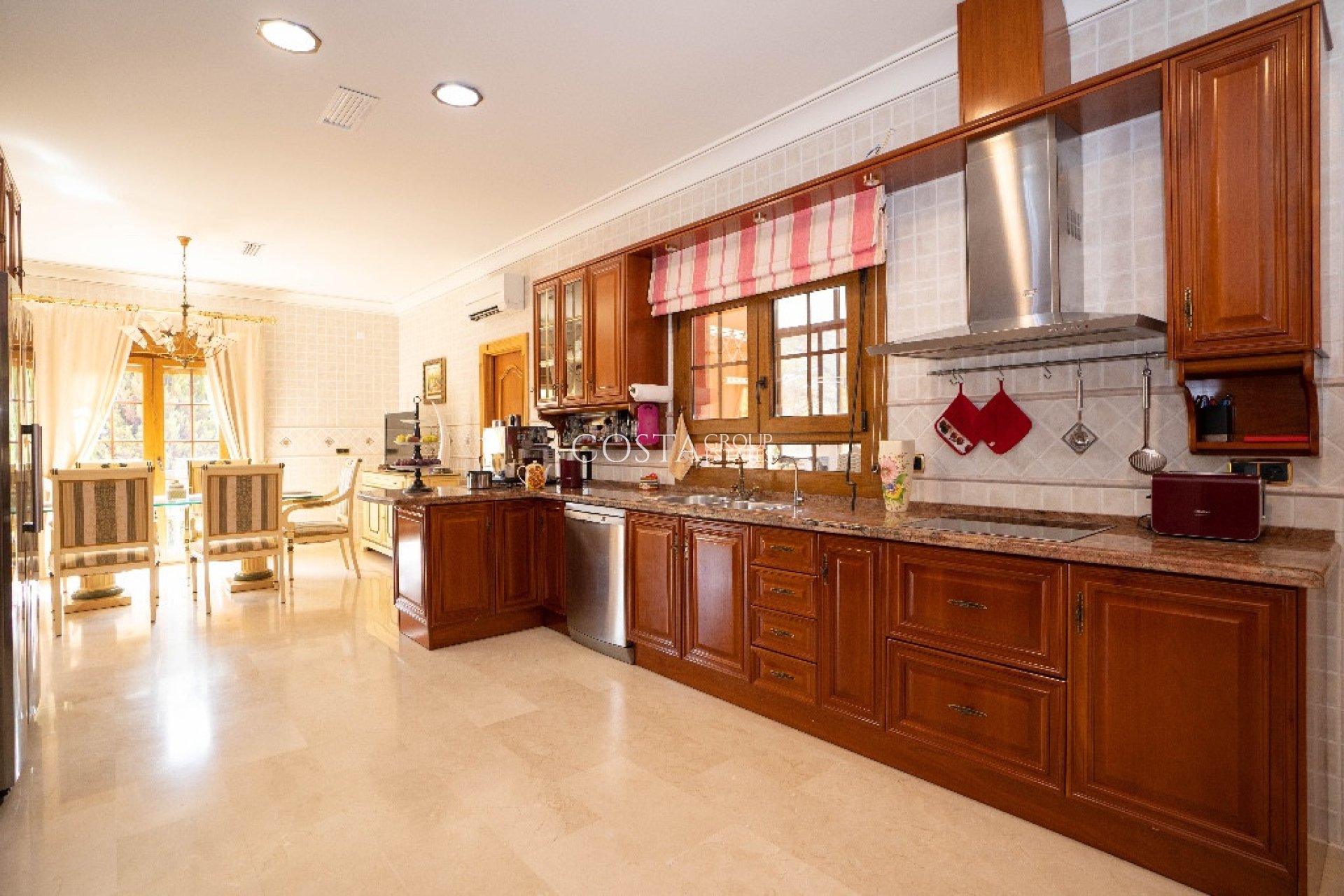 Wiederverkauf - Villa -
Orihuela - Campoamor