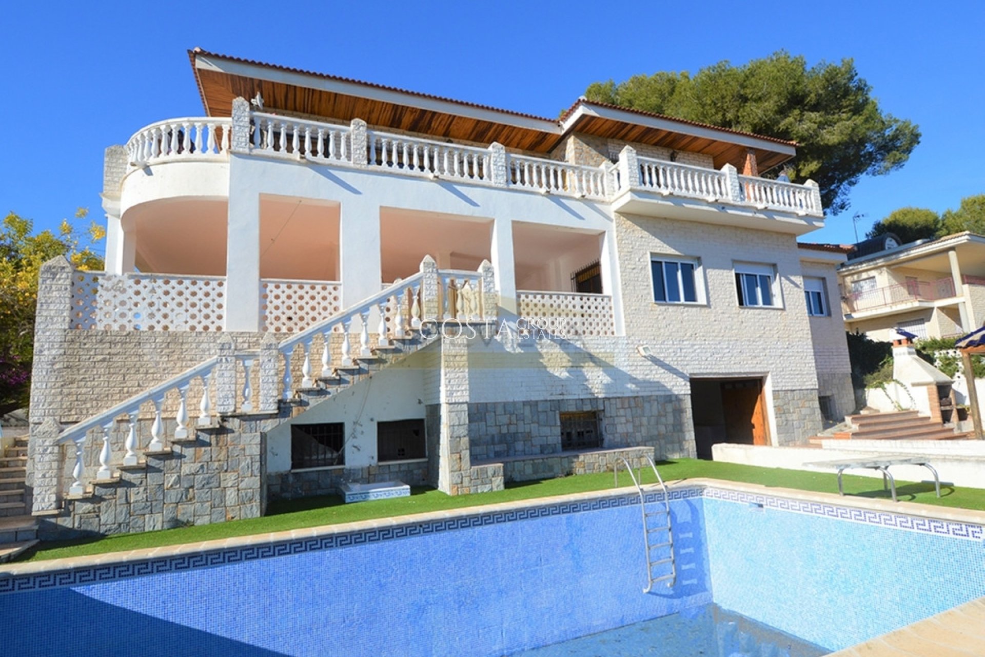 Wiederverkauf - Villa -
Orihuela - Campoamor