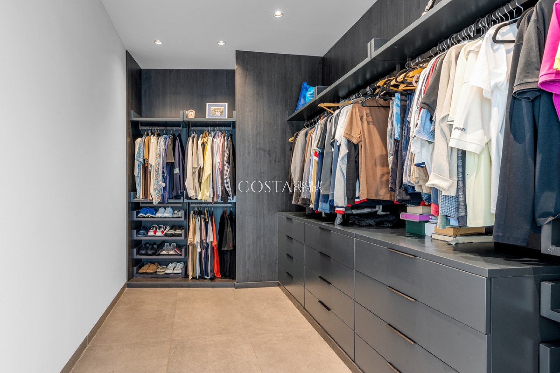 Wiederverkauf - Villa -
Orihuela Costa - Cabo Roig